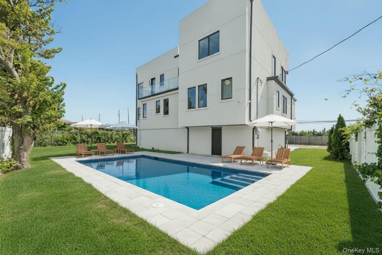 1368 Beech Street, Atlantic Beach, NY 11509