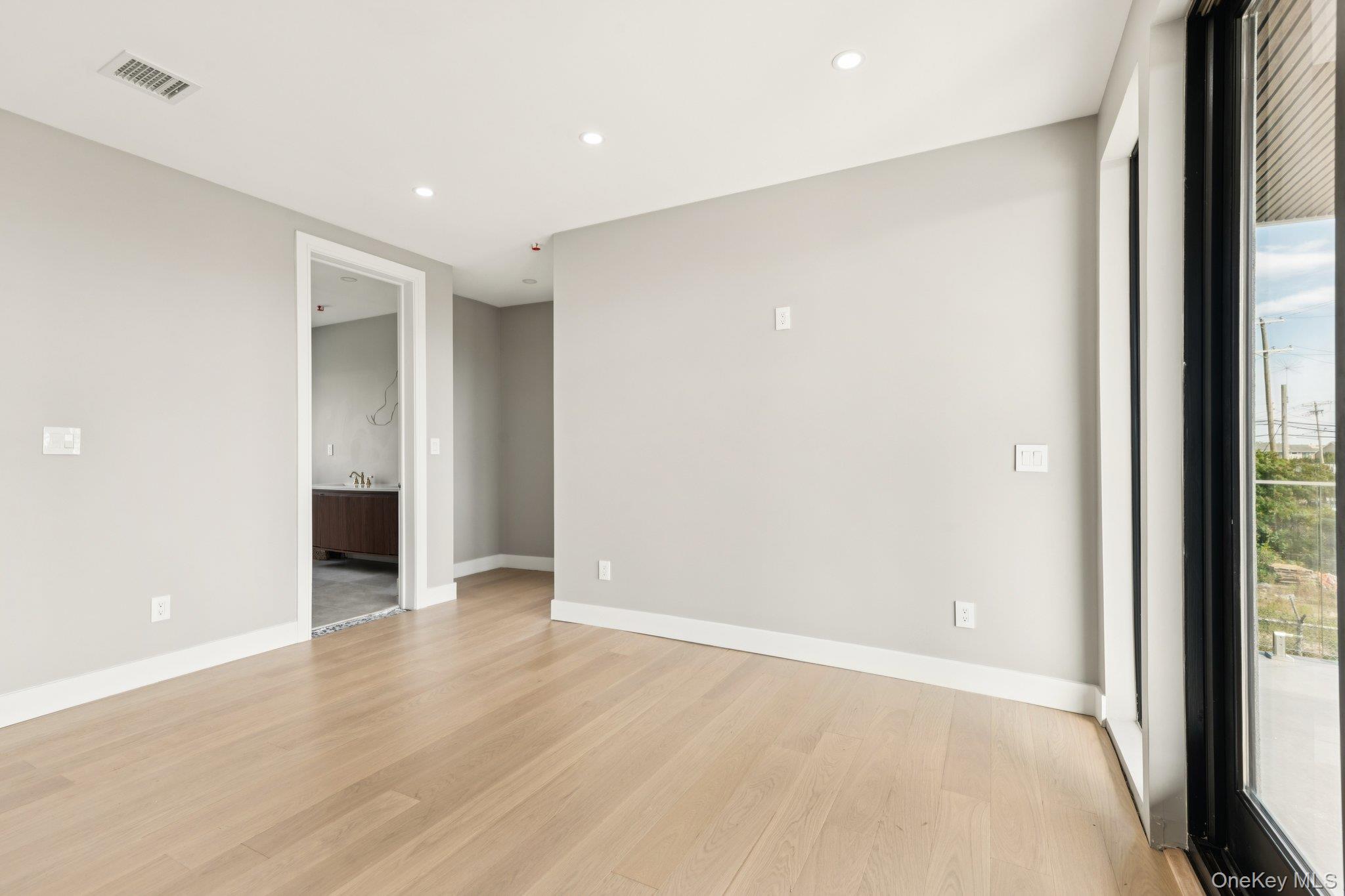 1368 Beech Street, Atlantic Beach, NY 11509