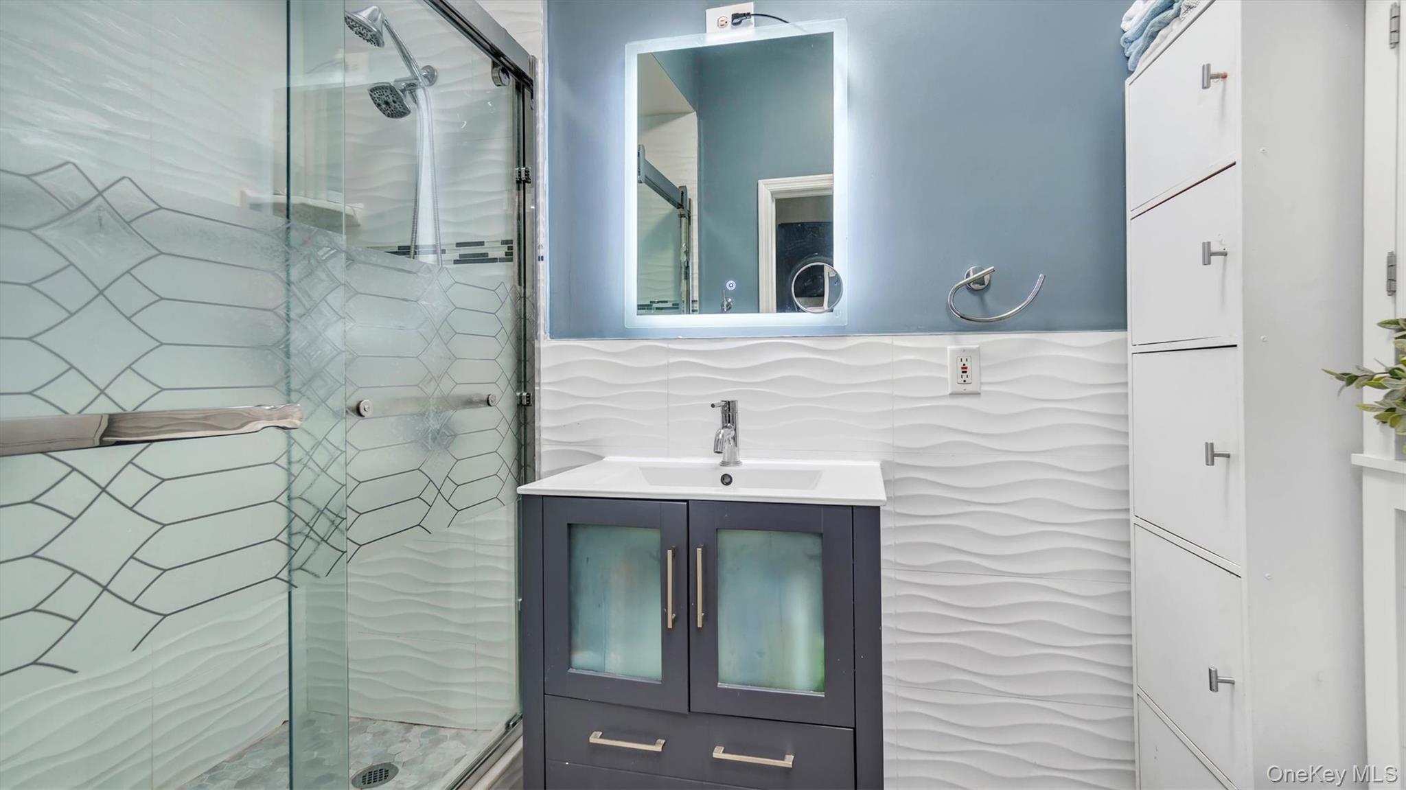 453 Ridgewood Avenue, Brooklyn, NY 11208