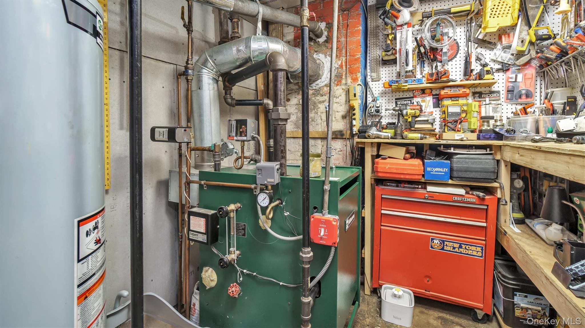 453 Ridgewood Avenue, Brooklyn, NY 11208