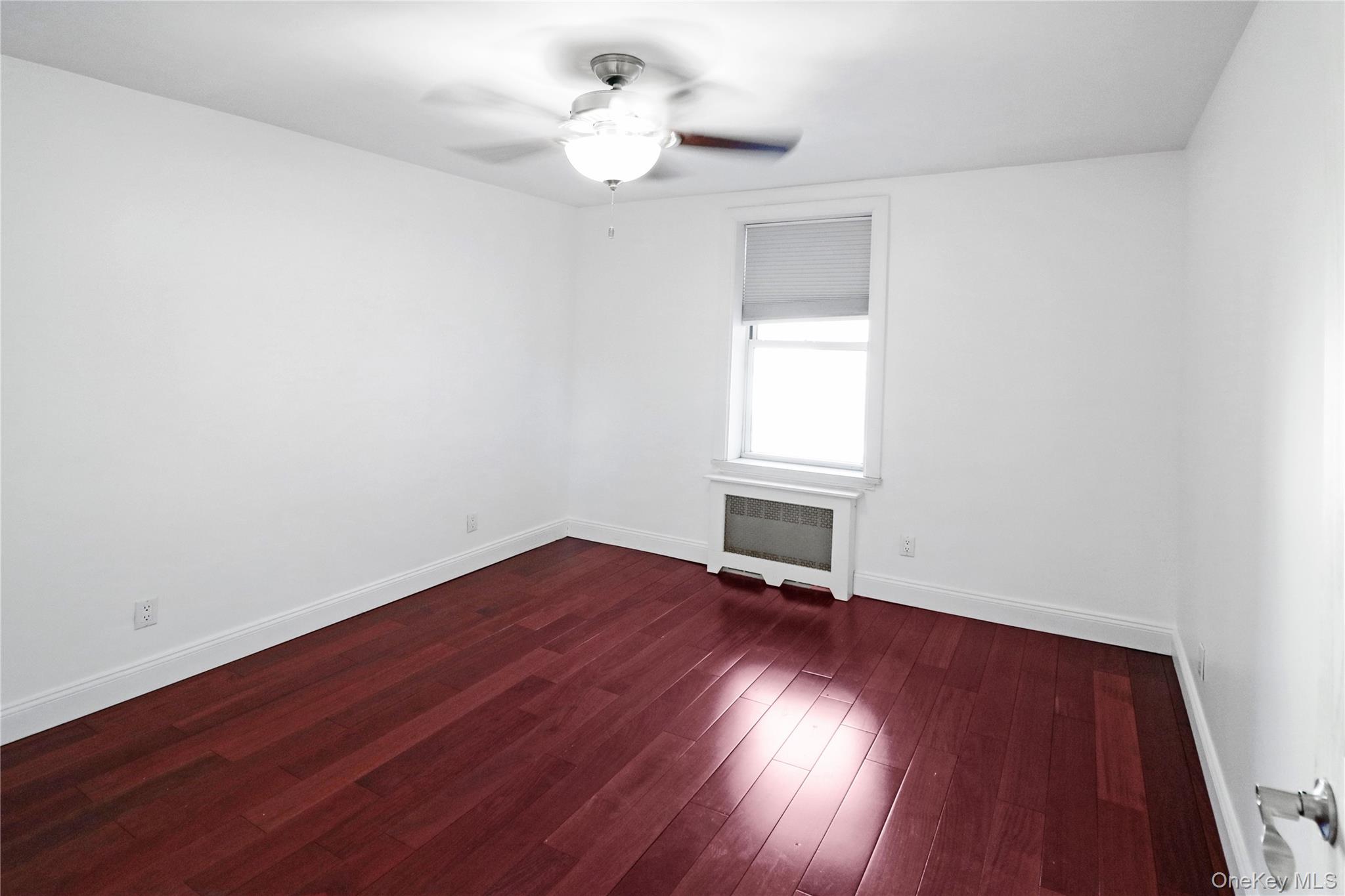 41-25 Kissena Boulevard # #3F, Flushing, NY 11355