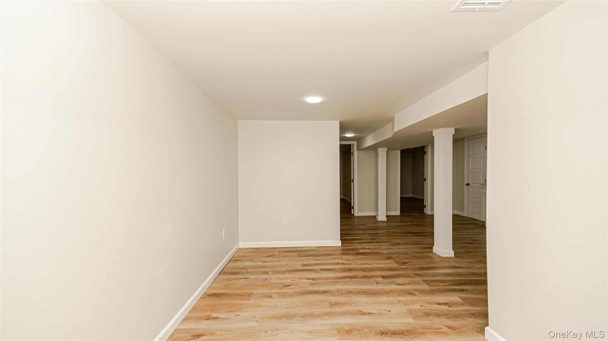 786 4th Avenue, Bay Shore, NY 11706