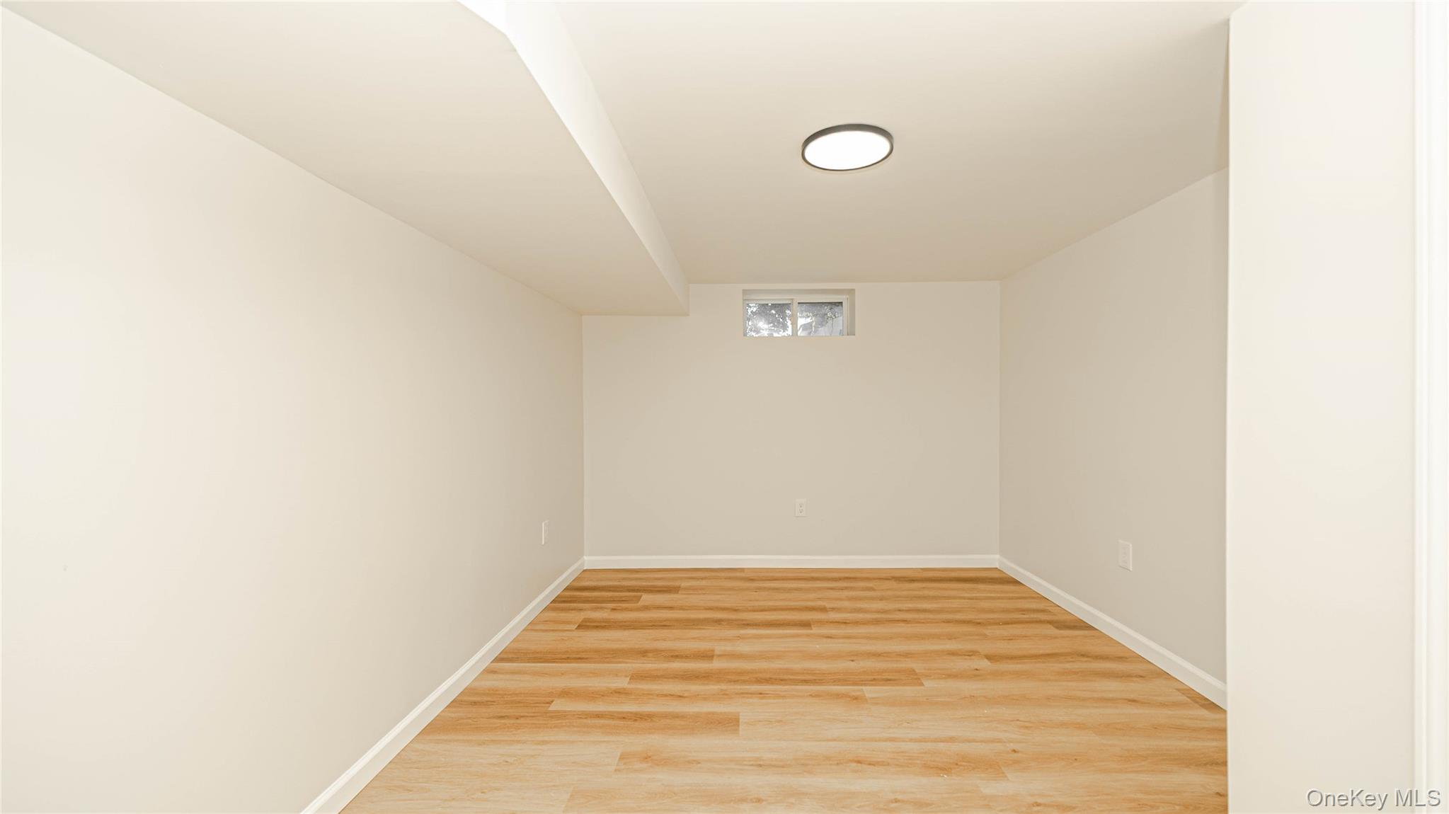 786 4th Avenue, Bay Shore, NY 11706