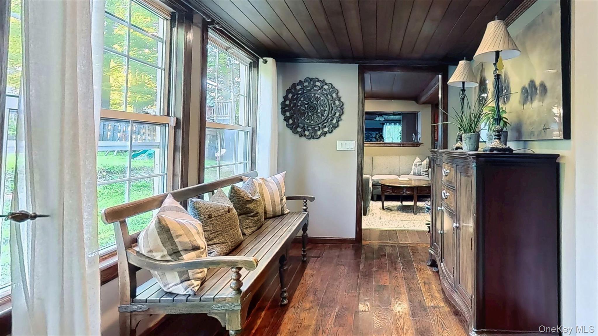 10 Stagecoach Lane, Amenia, NY 12501