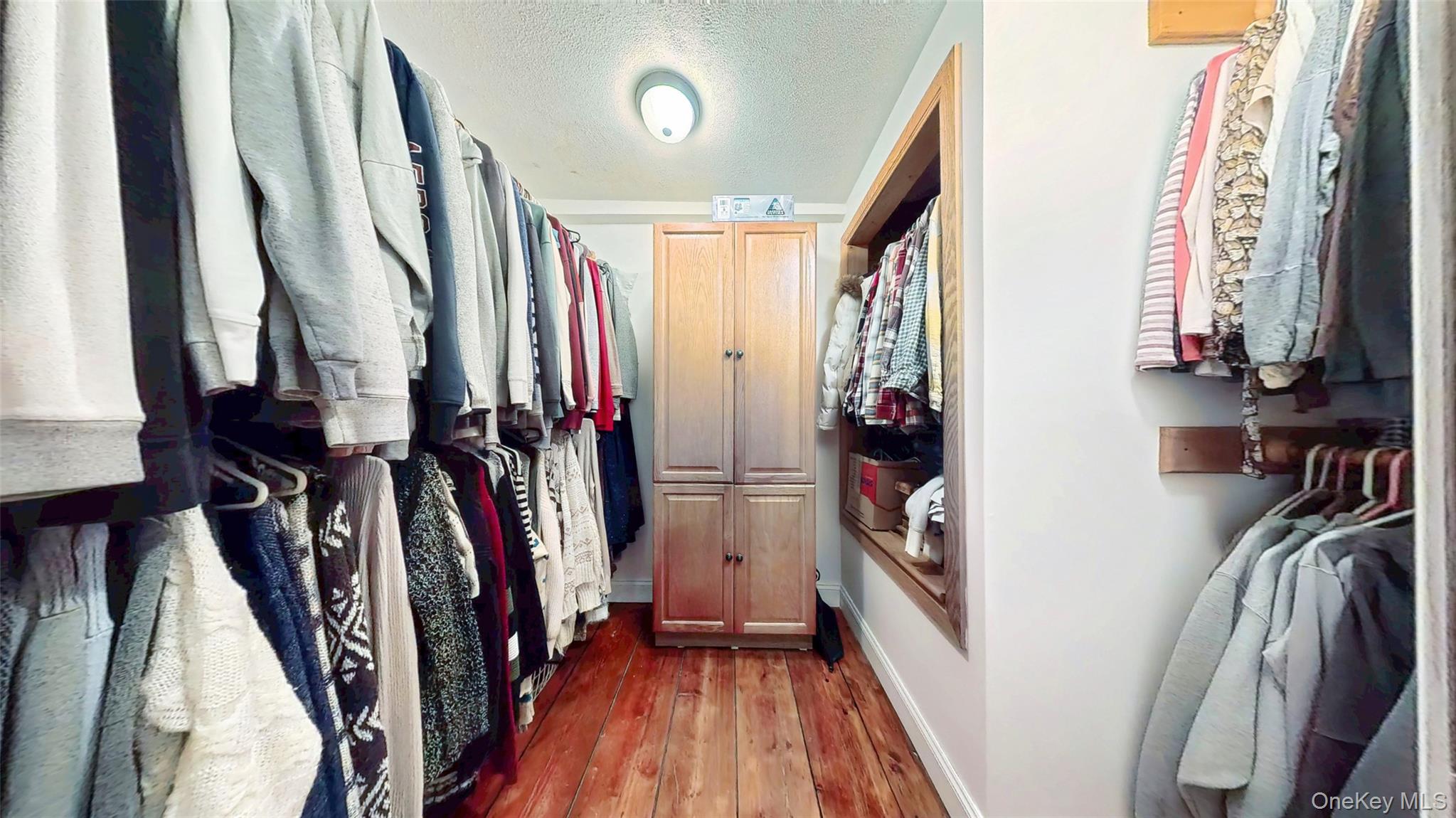 10 Stagecoach Lane, Amenia, NY 12501