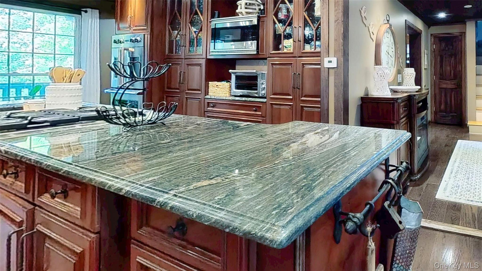 10 Stagecoach Lane, Amenia, NY 12501