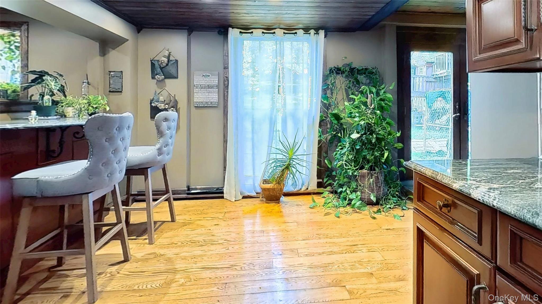 10 Stagecoach Lane, Amenia, NY 12501