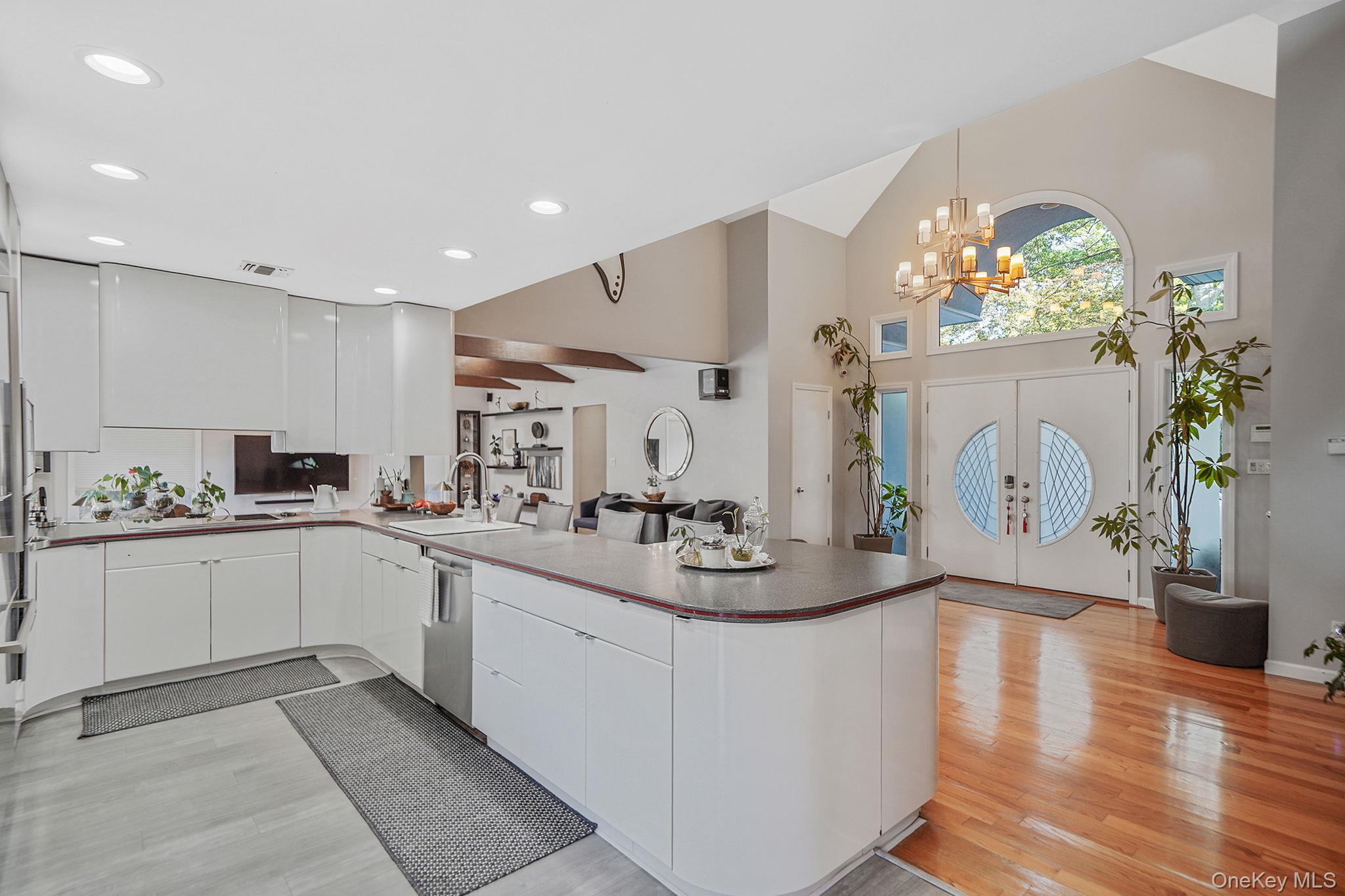 84 McCulloch Drive, Dix Hills, NY 11746