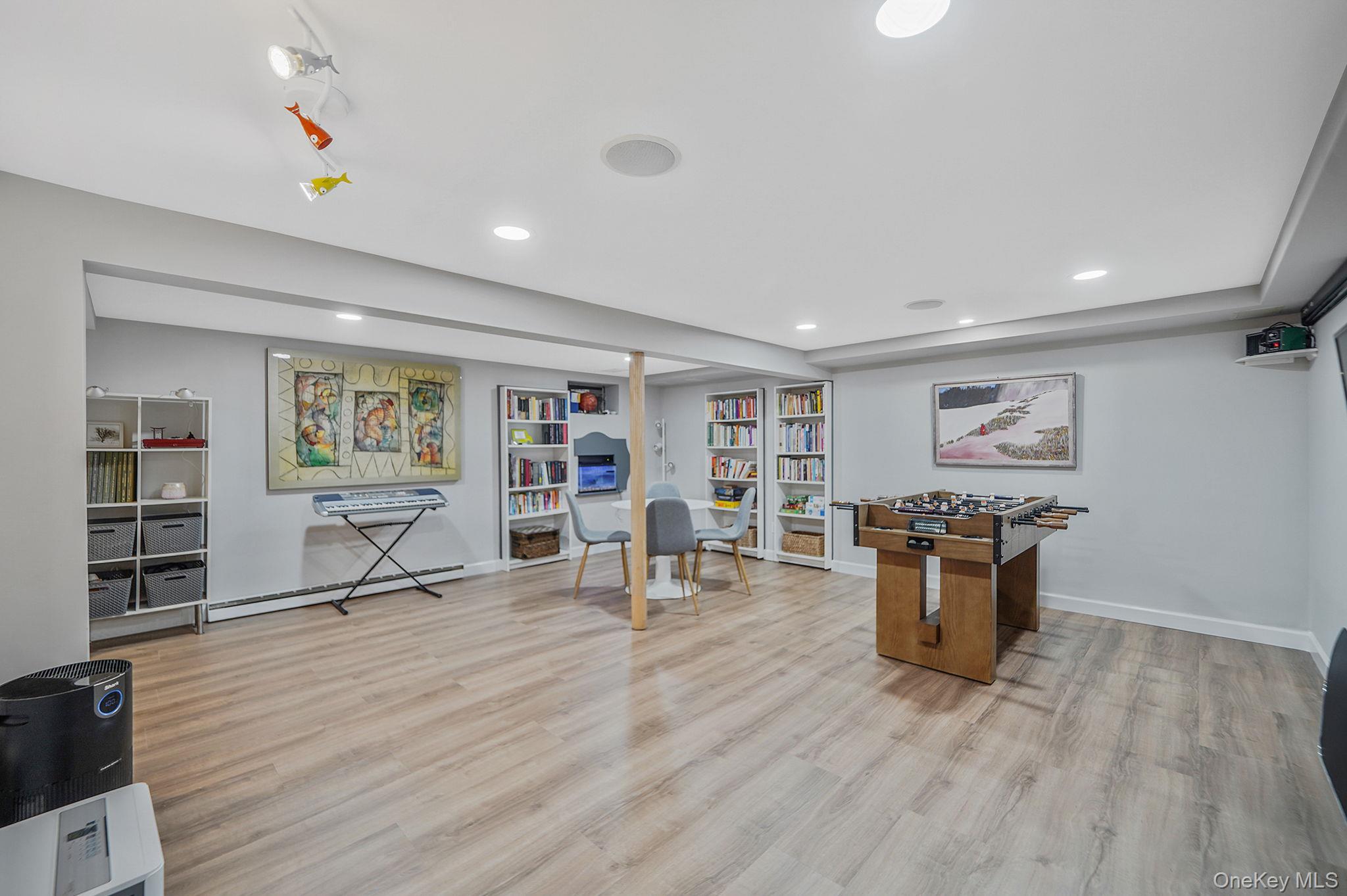 84 McCulloch Drive, Dix Hills, NY 11746