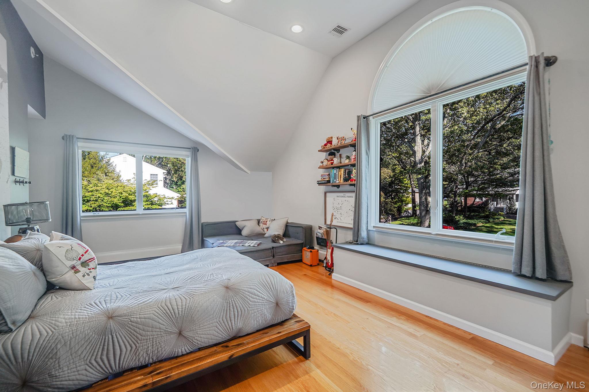 84 McCulloch Drive, Dix Hills, NY 11746