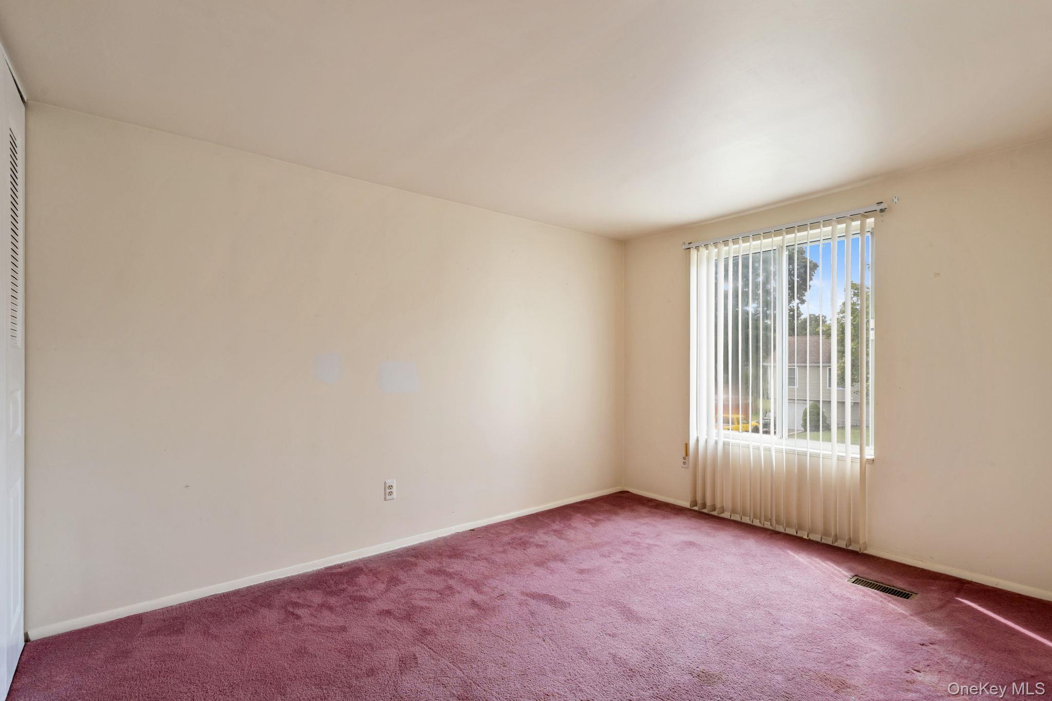 41 Iris Circle, Beacon, NY 12508