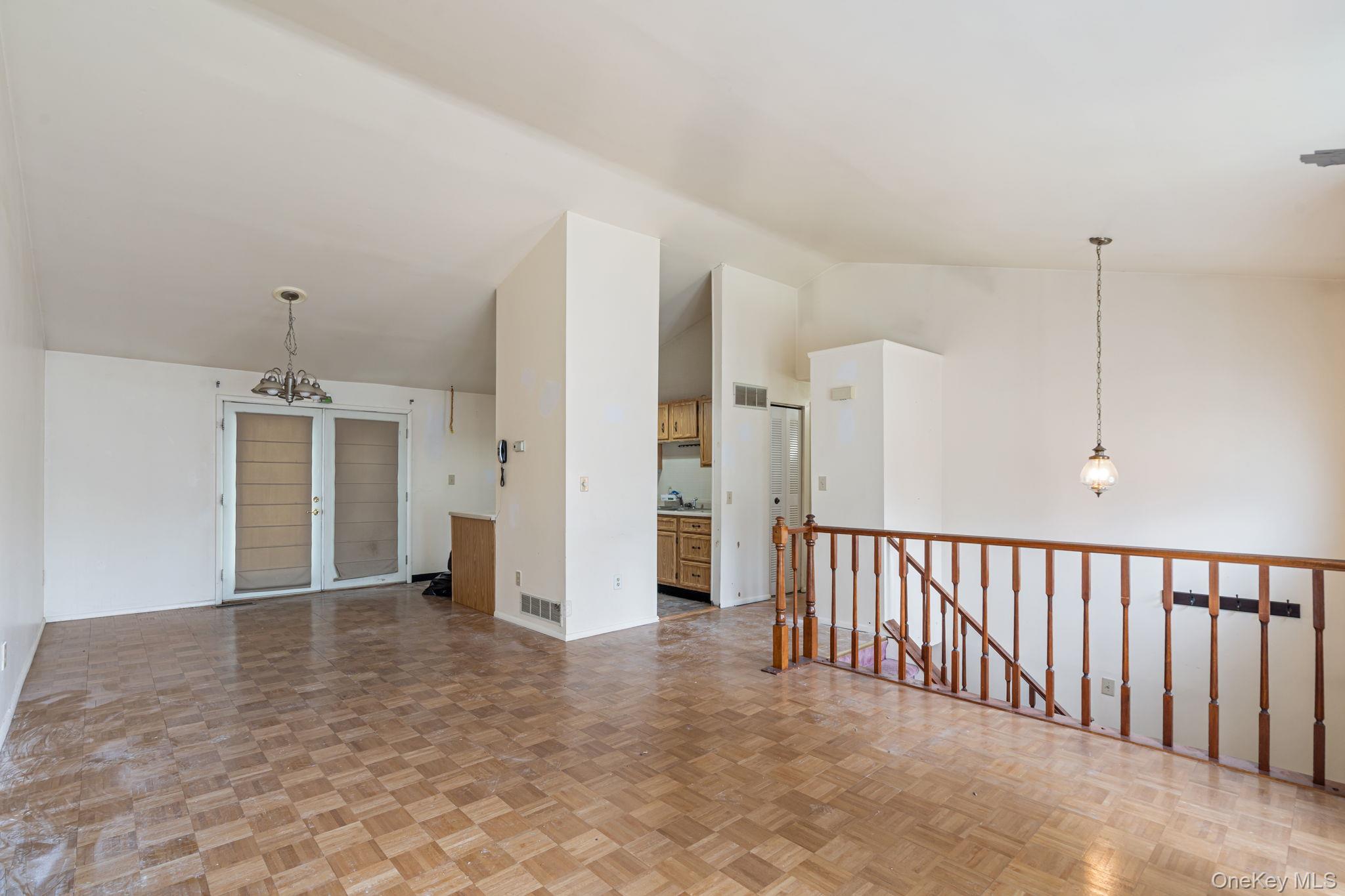 41 Iris Circle, Beacon, NY 12508