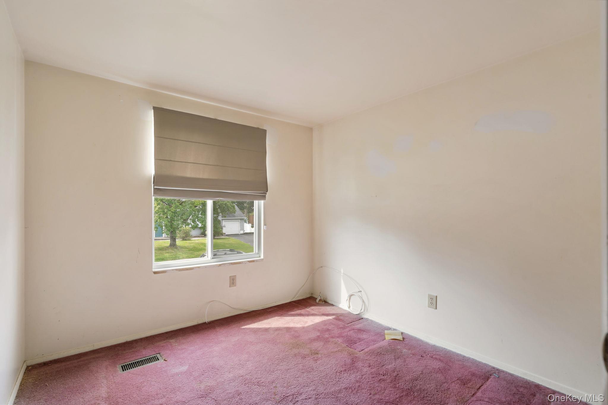 41 Iris Circle, Beacon, NY 12508