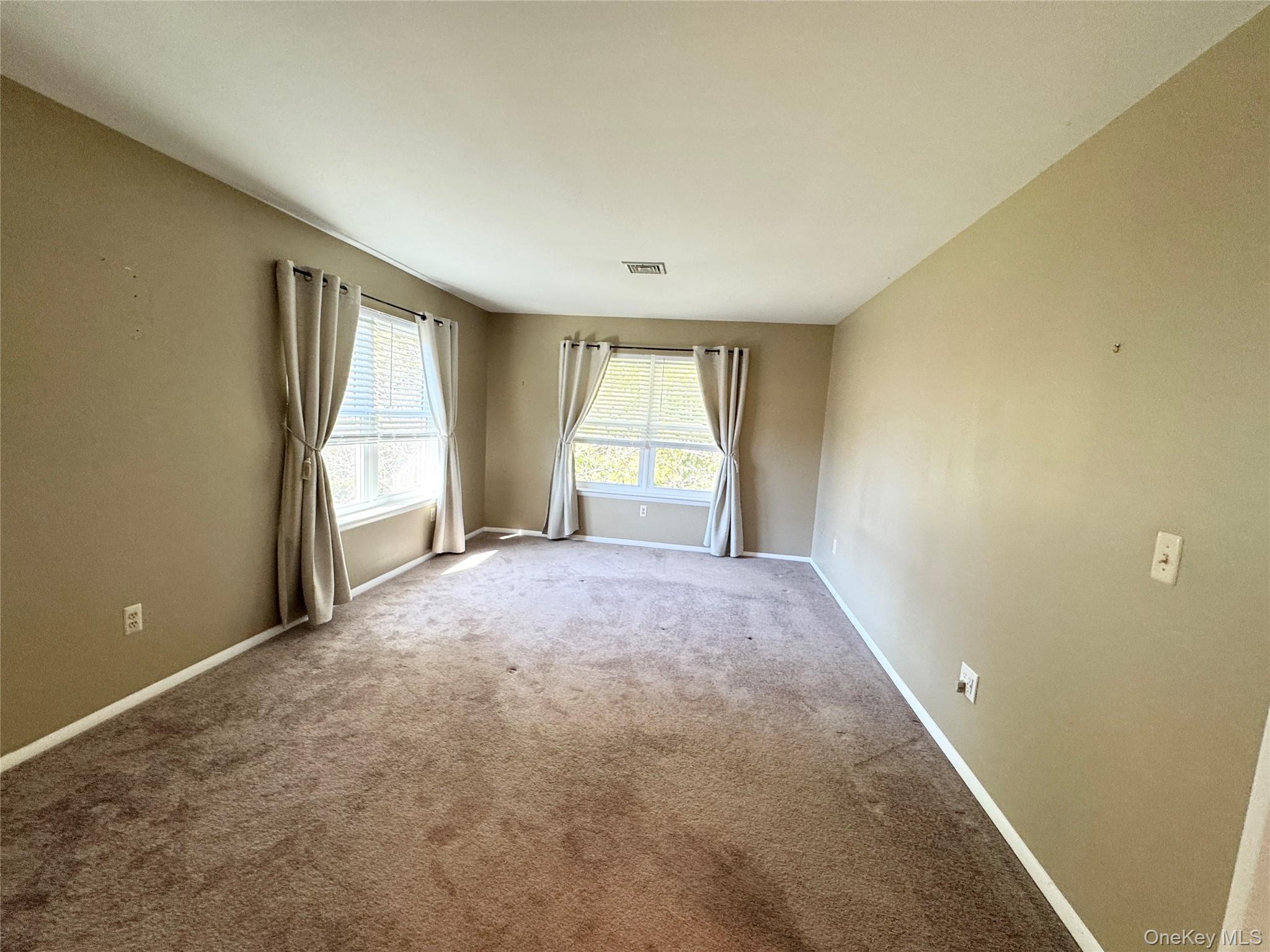 193 Deer Ct Drive, Middletown, NY 10940