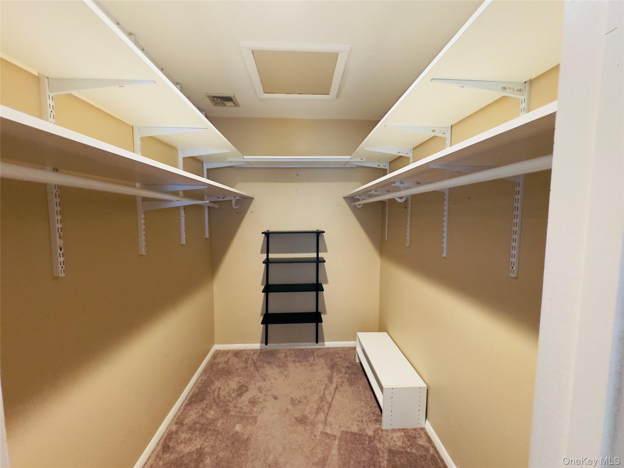 193 Deer Ct Drive, Middletown, NY 10940