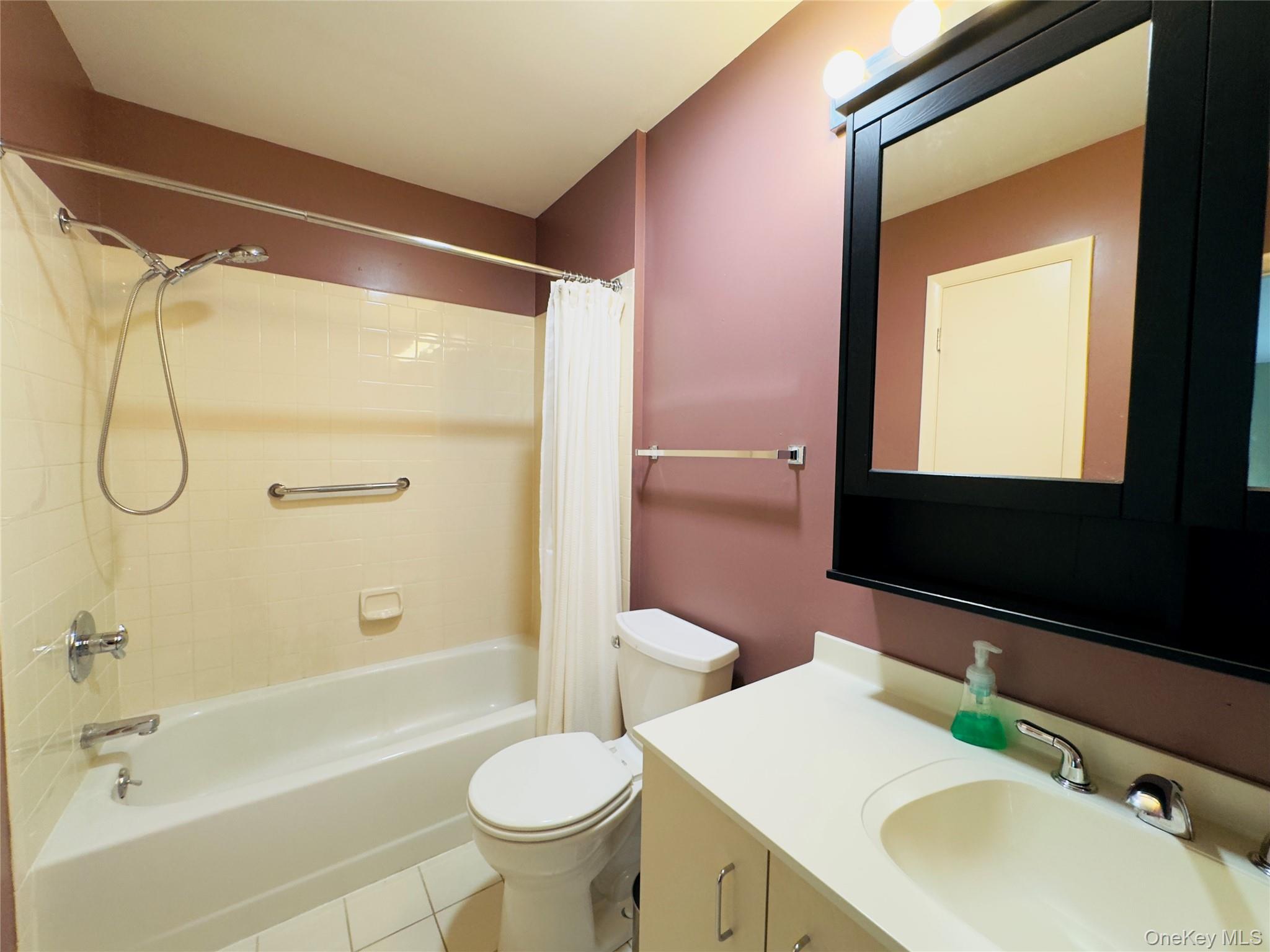 193 Deer Ct Drive, Middletown, NY 10940