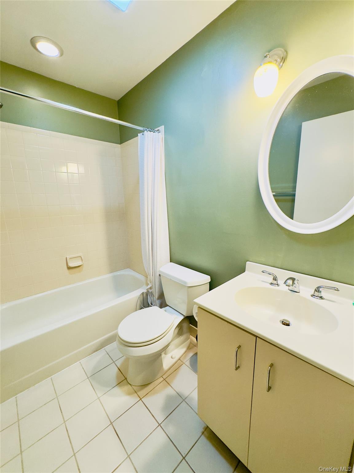 193 Deer Ct Drive, Middletown, NY 10940