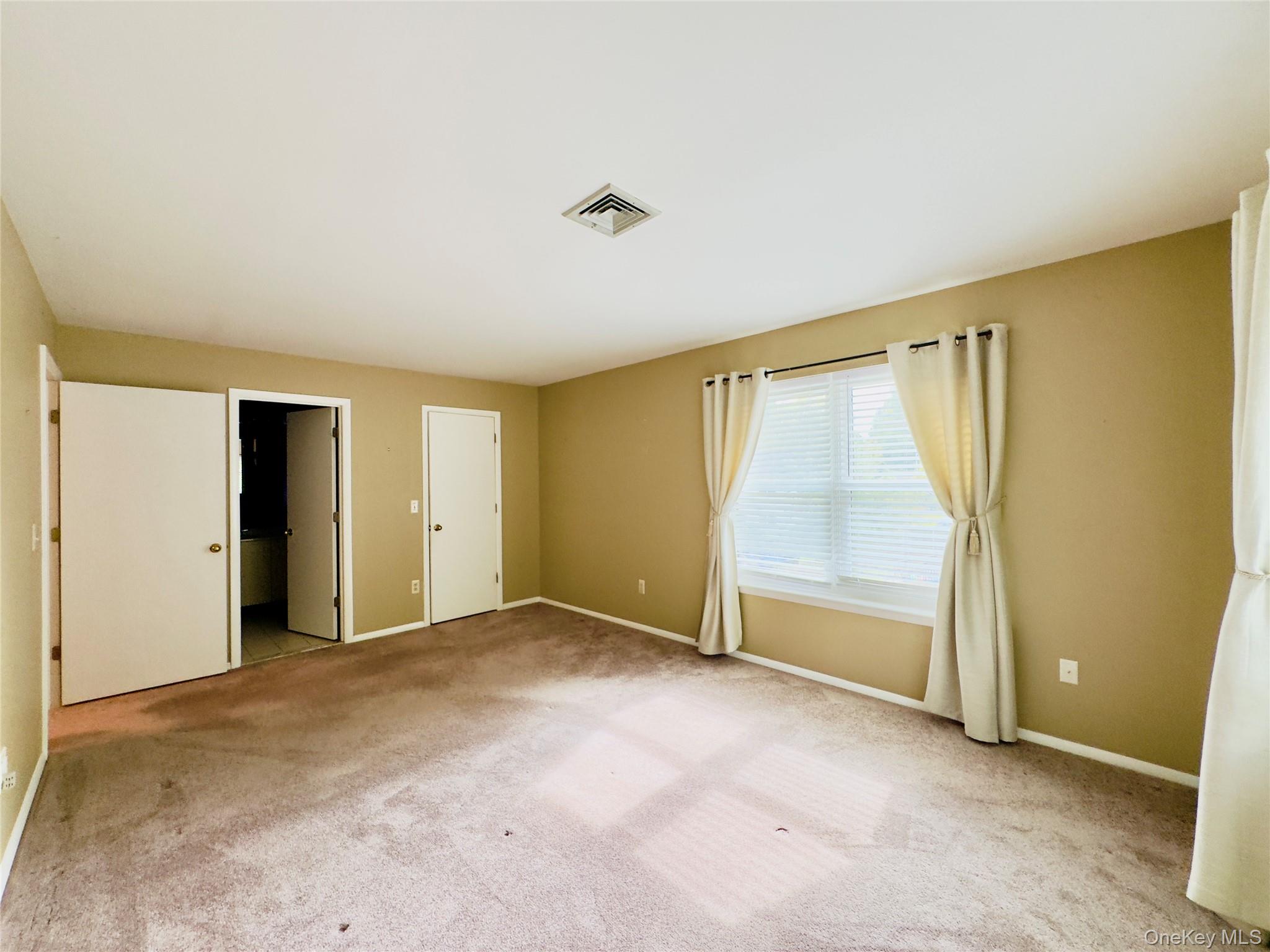 193 Deer Ct Drive, Middletown, NY 10940