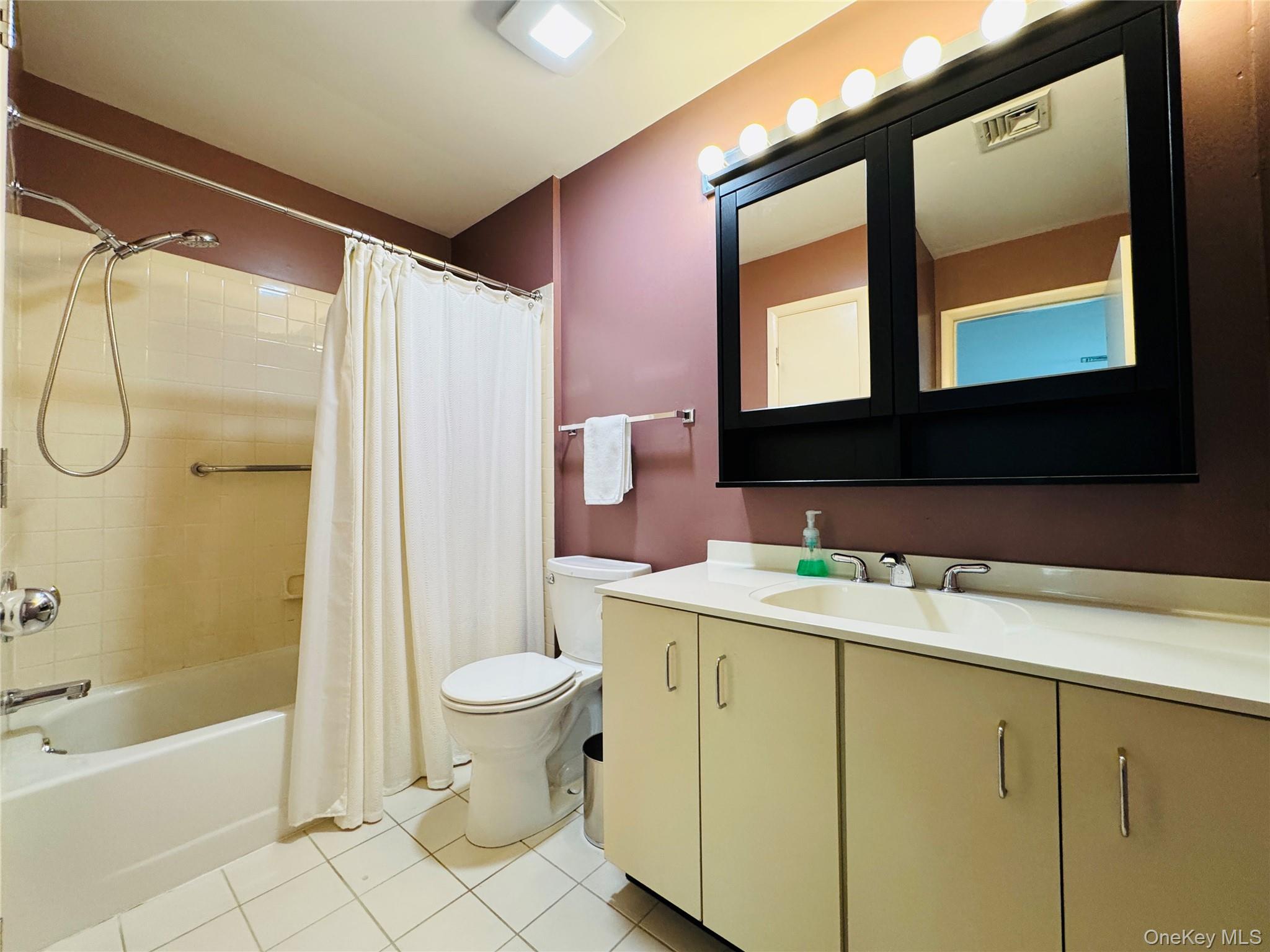 193 Deer Ct Drive, Middletown, NY 10940