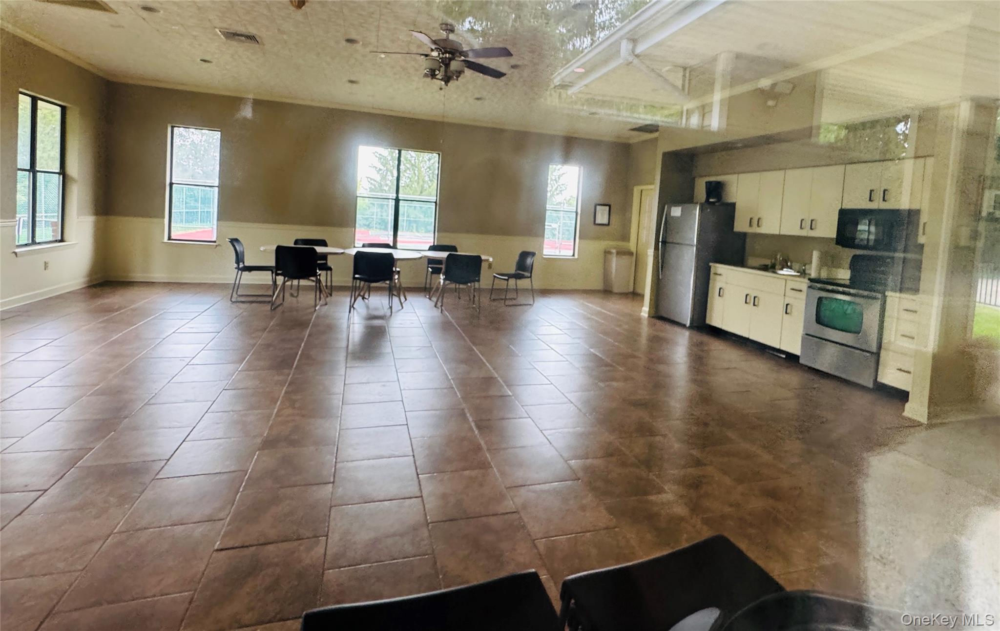 193 Deer Ct Drive, Middletown, NY 10940