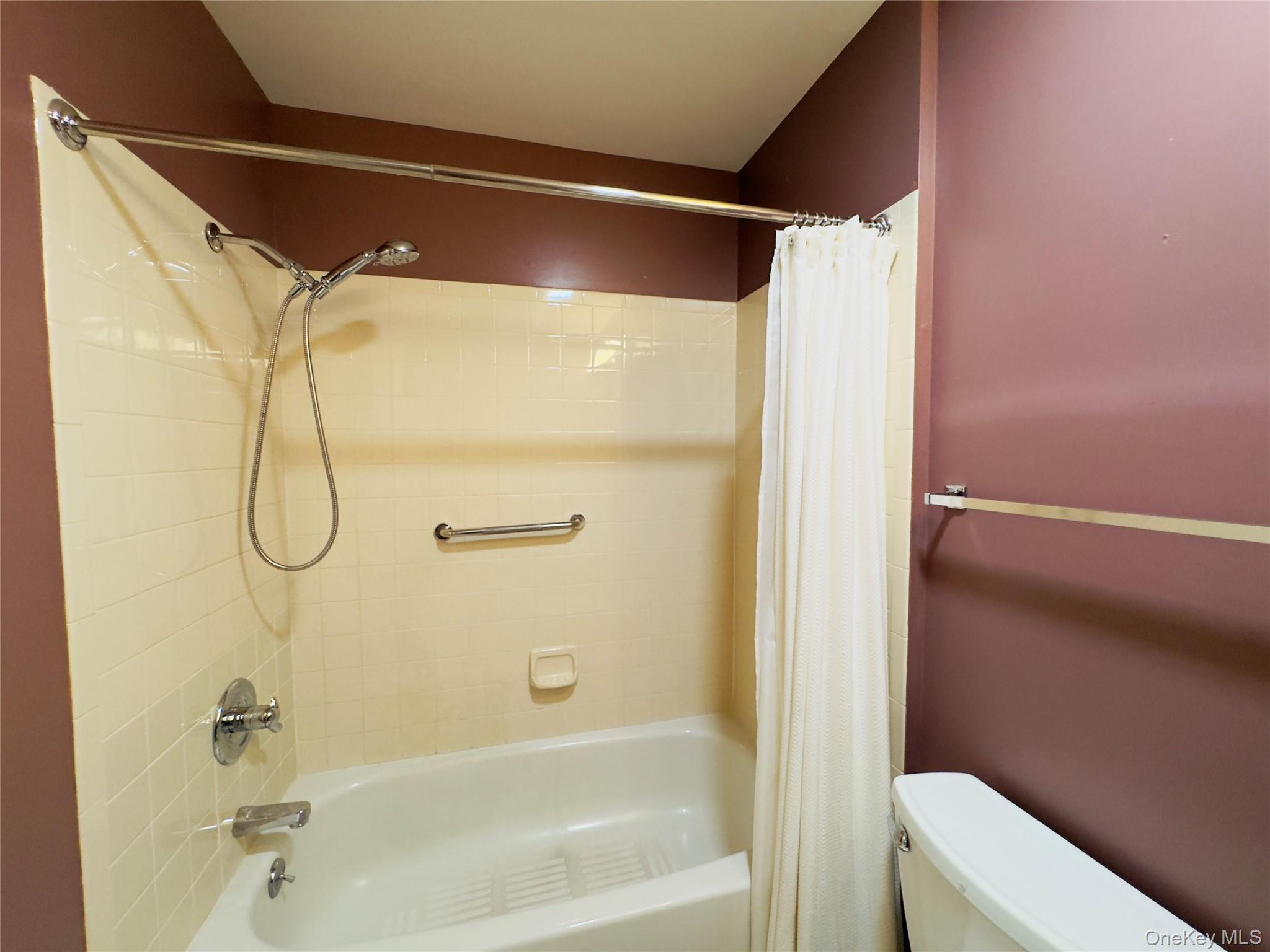 193 Deer Ct Drive, Middletown, NY 10940