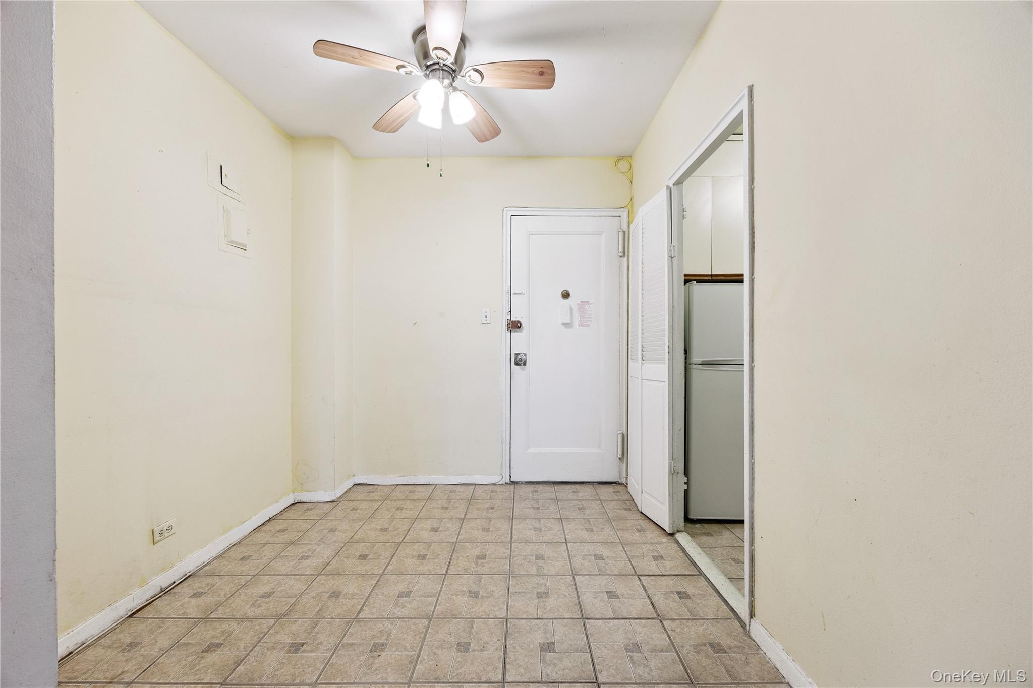 110-45 Queens Blvd # 807, Forest Hills, NY 11375