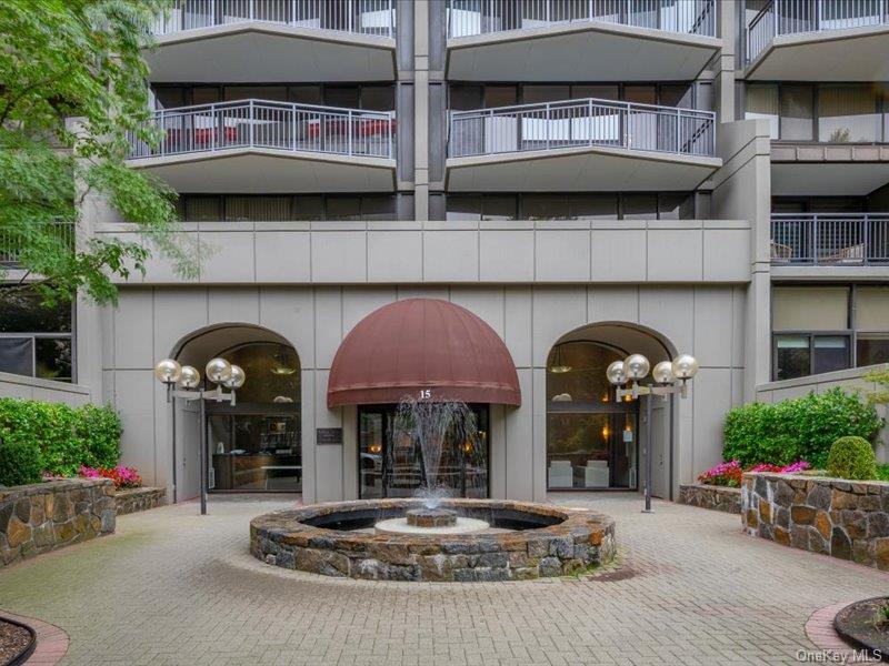 15 Stewart Place # 6D, White Plains, NY 10603