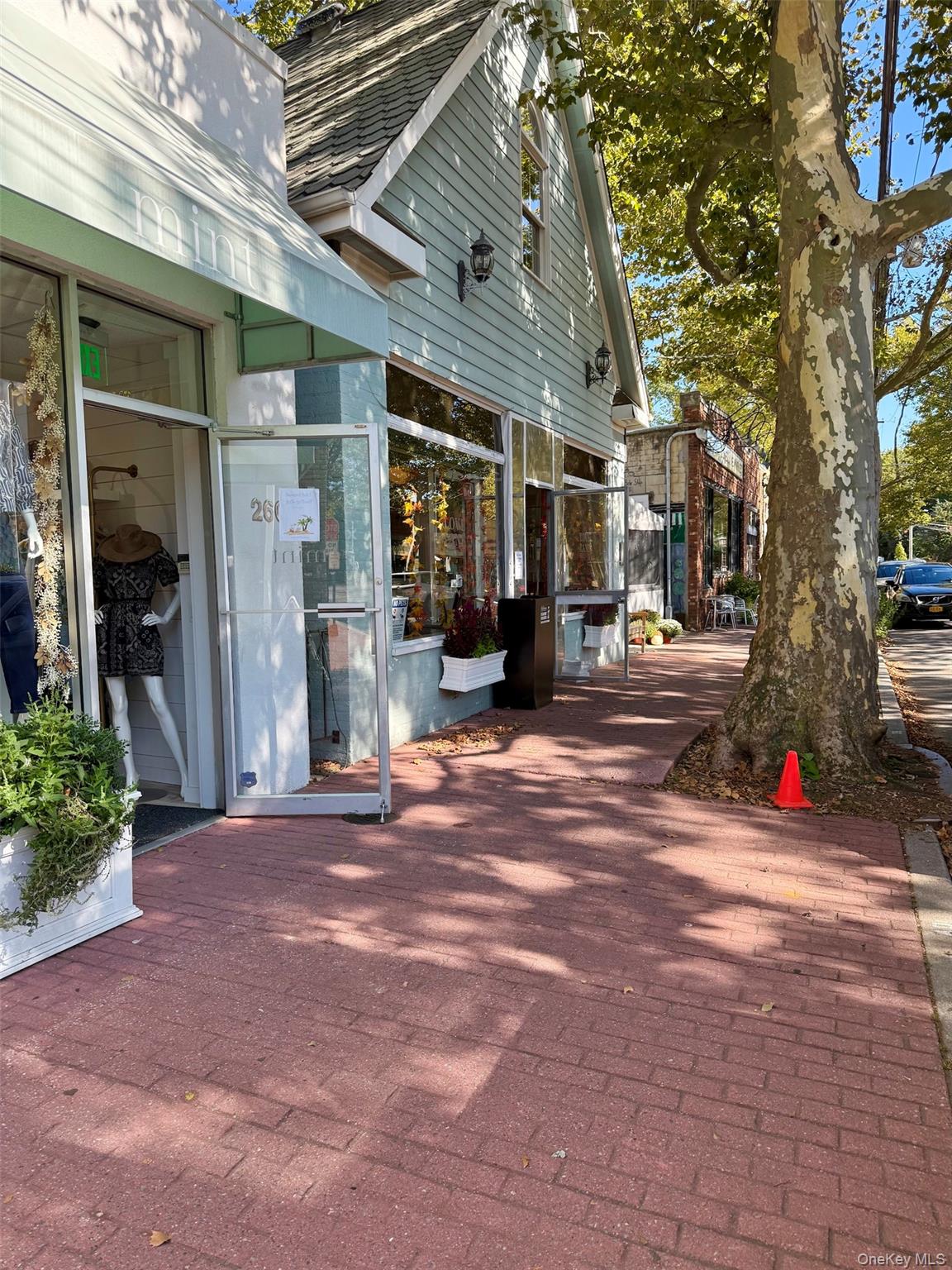 35 N Riley Avenue, Mattituck, NY 11952