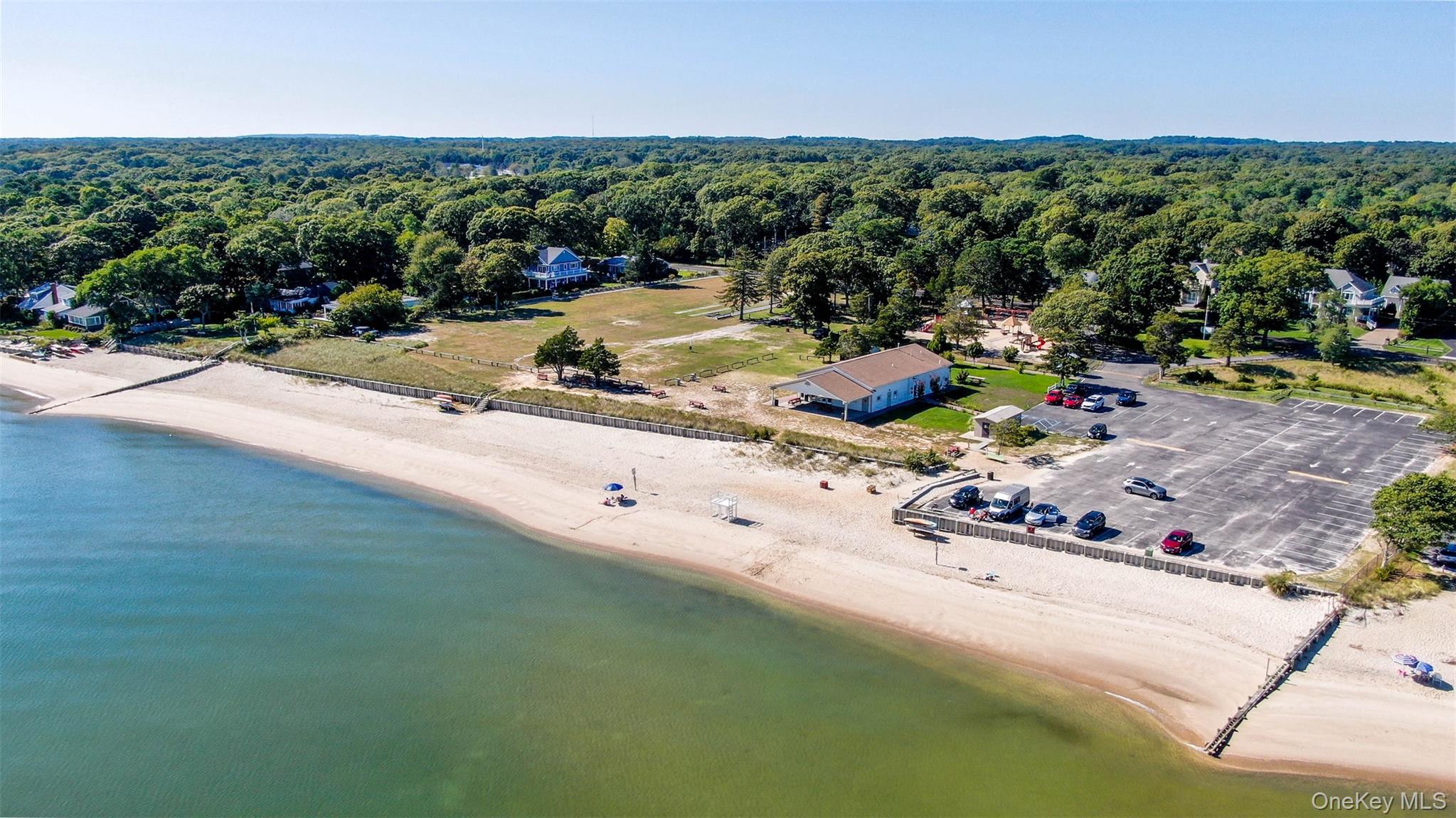 35 N Riley Avenue, Mattituck, NY 11952