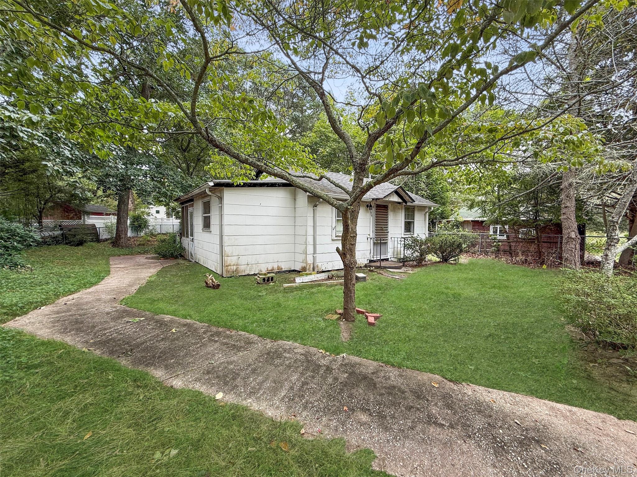 35 N Riley Avenue, Mattituck, NY 11952