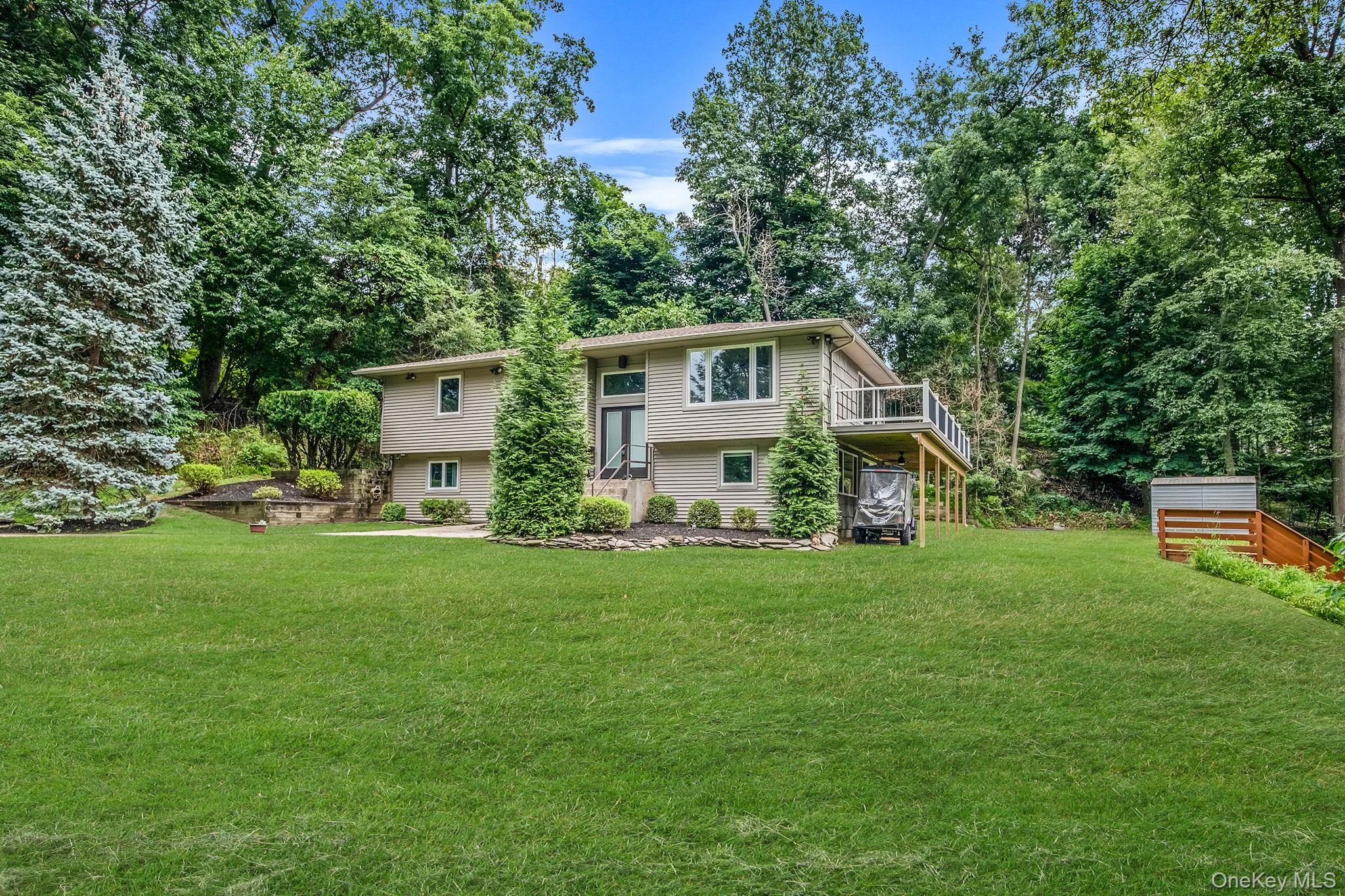 25 Blanchard Drive, Northport, NY 11768