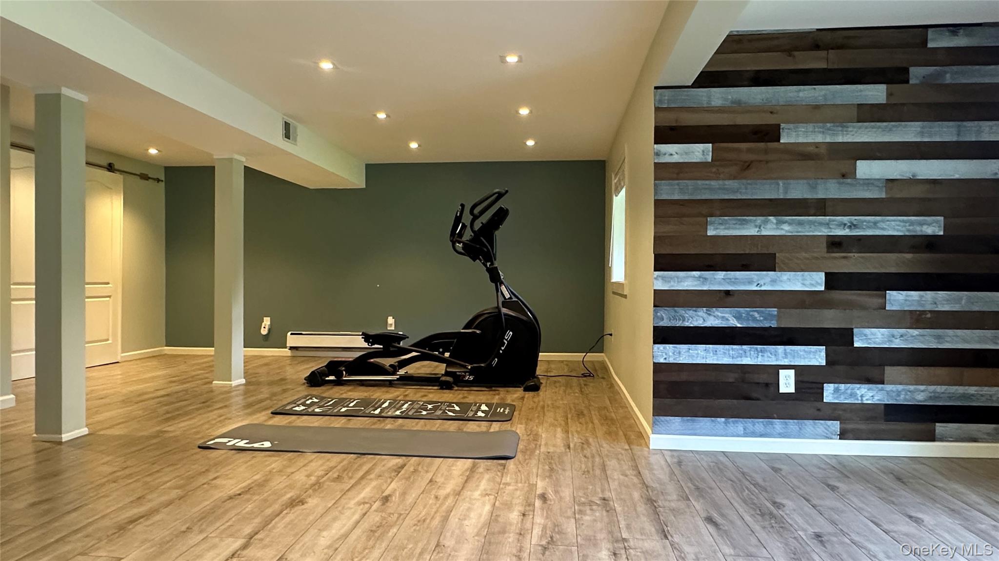 21 Twin Ponds Drive, Kingston, NY 12401