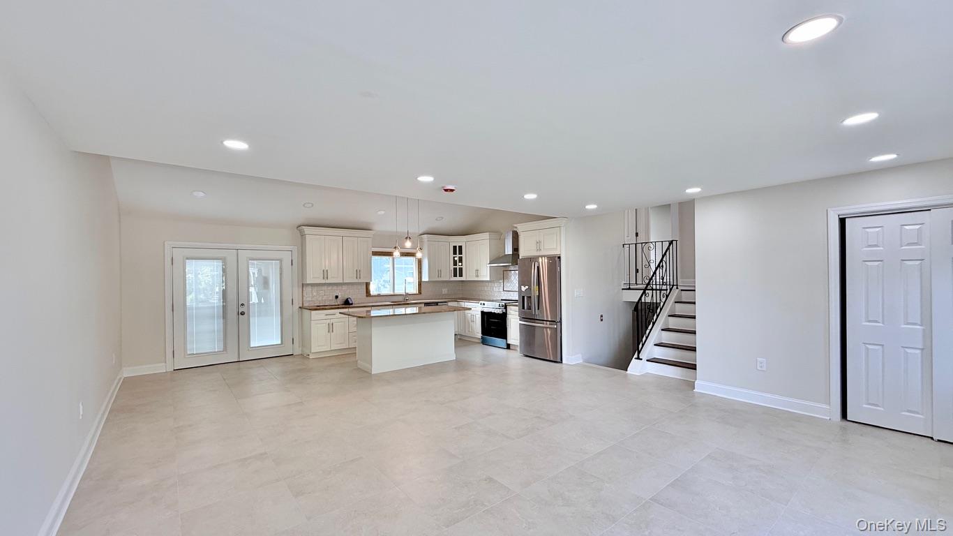 2166 Isabelle Ct, North Bellmore, NY 11710