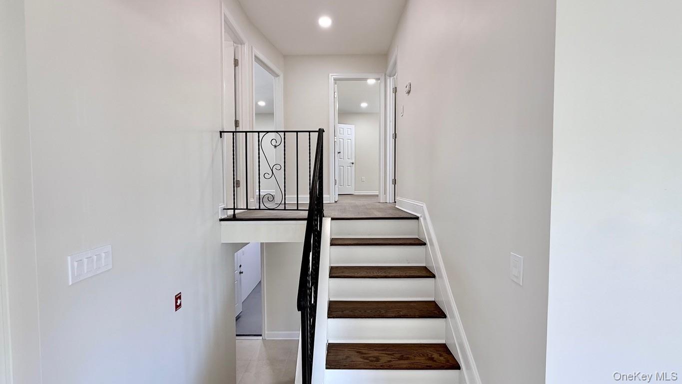 2166 Isabelle Ct, North Bellmore, NY 11710