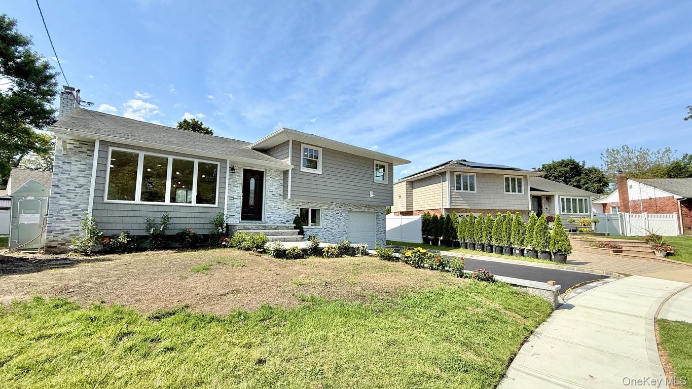 2166 Isabelle Ct, North Bellmore, NY 11710