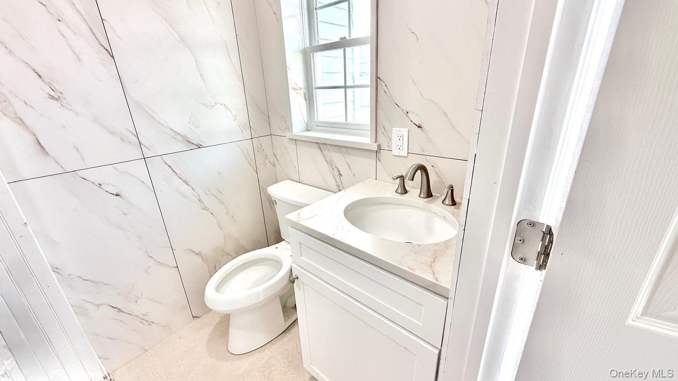 2166 Isabelle Ct, North Bellmore, NY 11710