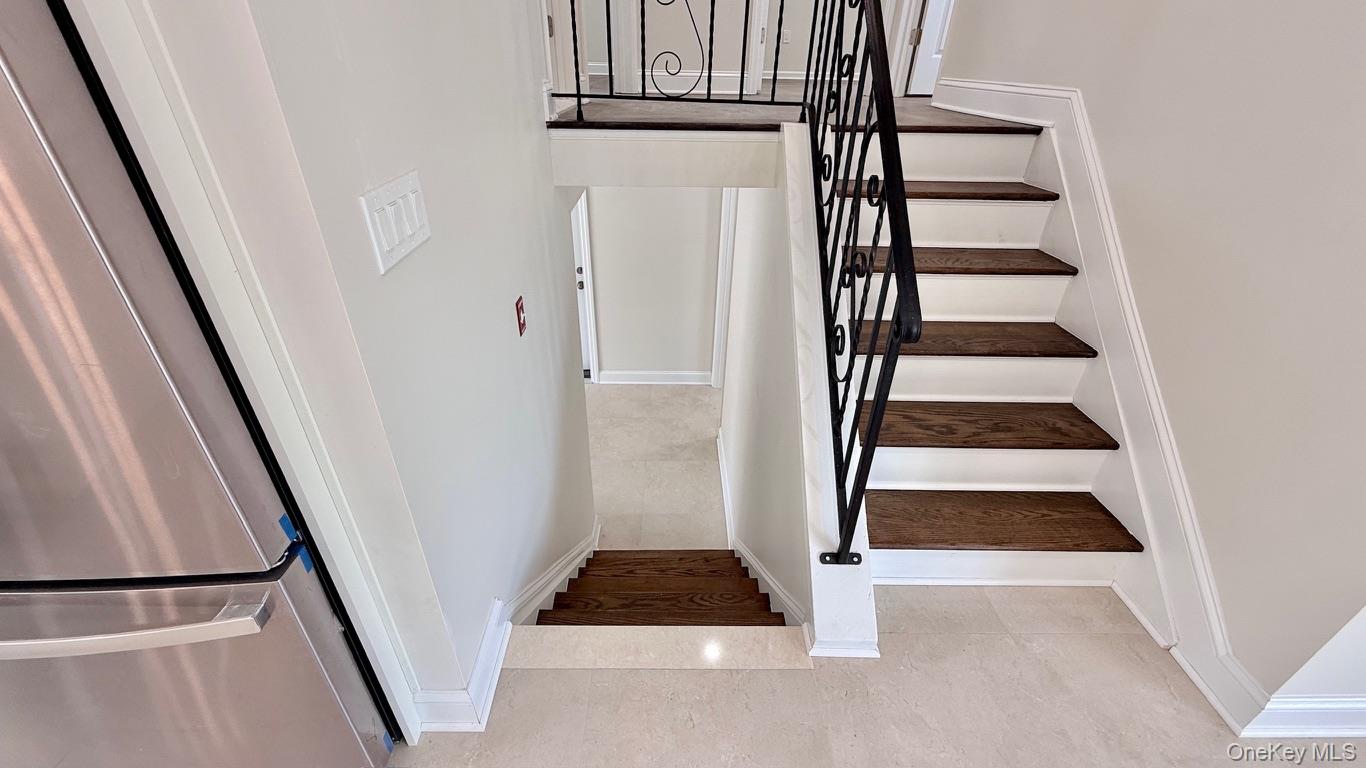 2166 Isabelle Ct, North Bellmore, NY 11710