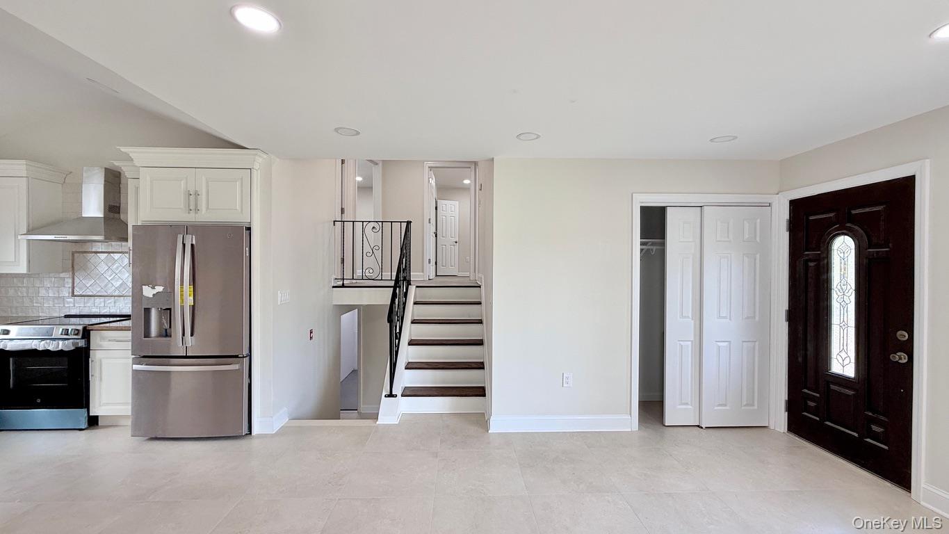 2166 Isabelle Ct, North Bellmore, NY 11710