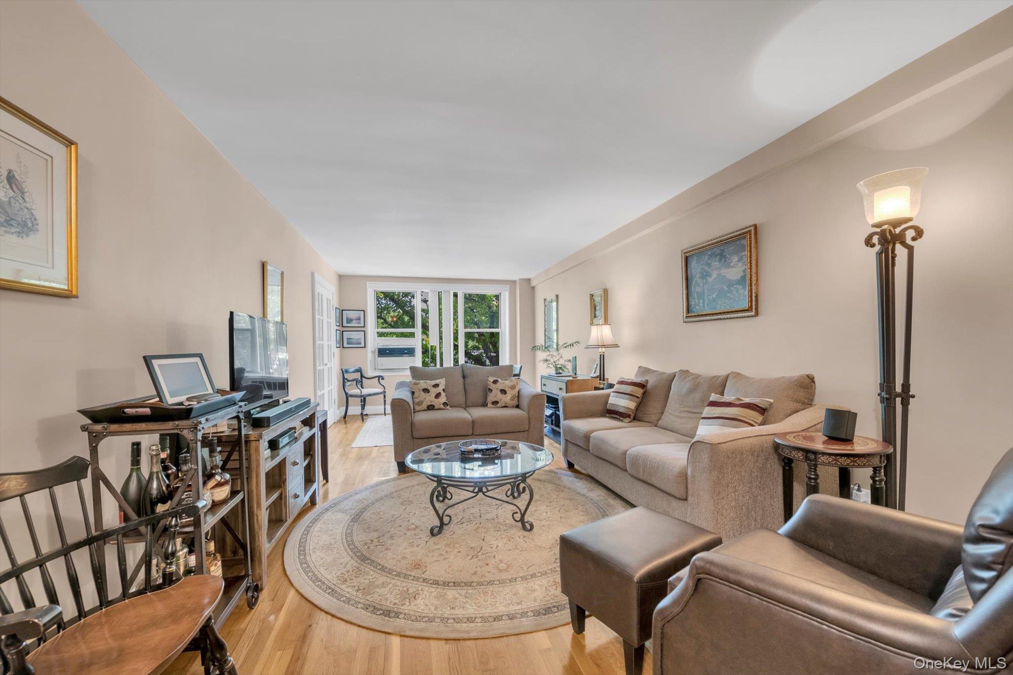 209-25 18th Avenue # 3J, Bayside, NY 11360