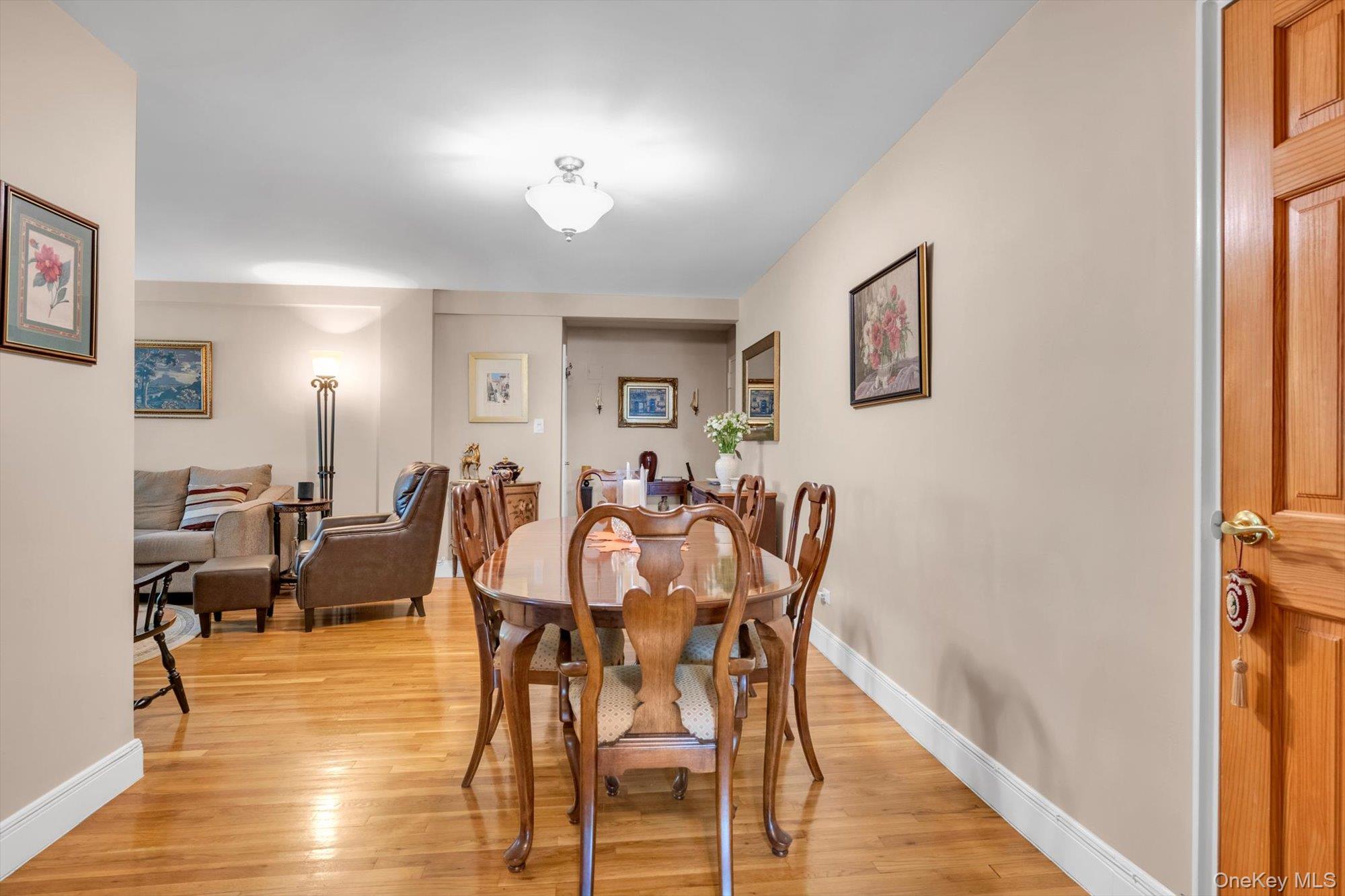 209-25 18th Avenue # 3J, Bayside, NY 11360