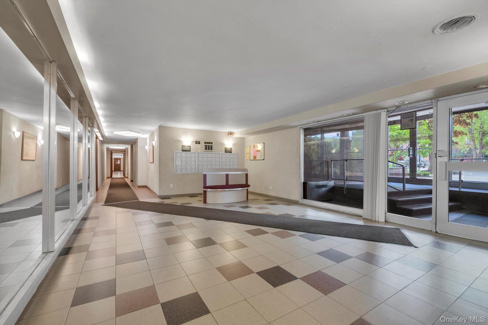 209-25 18th Avenue # 3J, Bayside, NY 11360