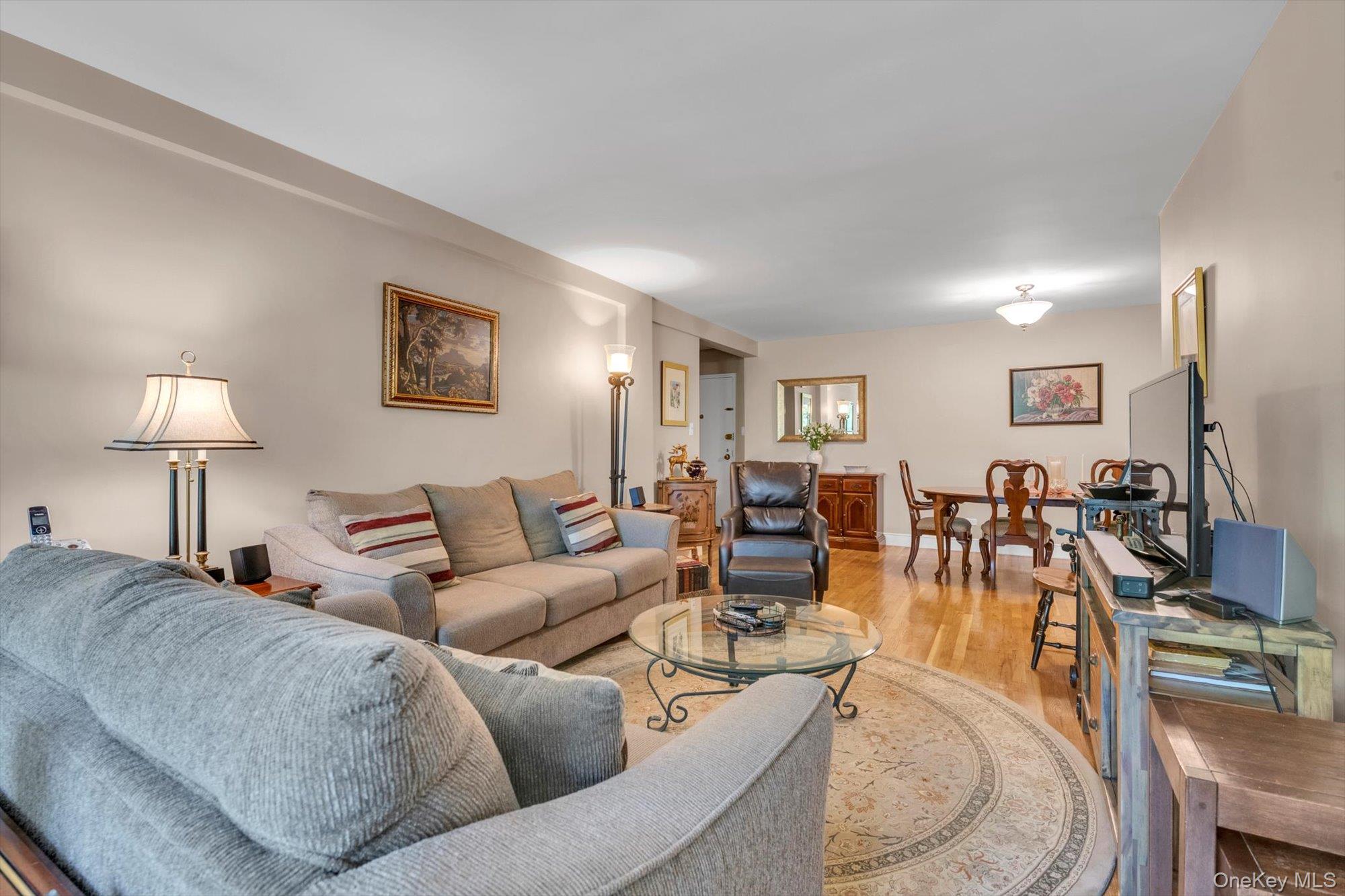 209-25 18th Avenue # 3J, Bayside, NY 11360