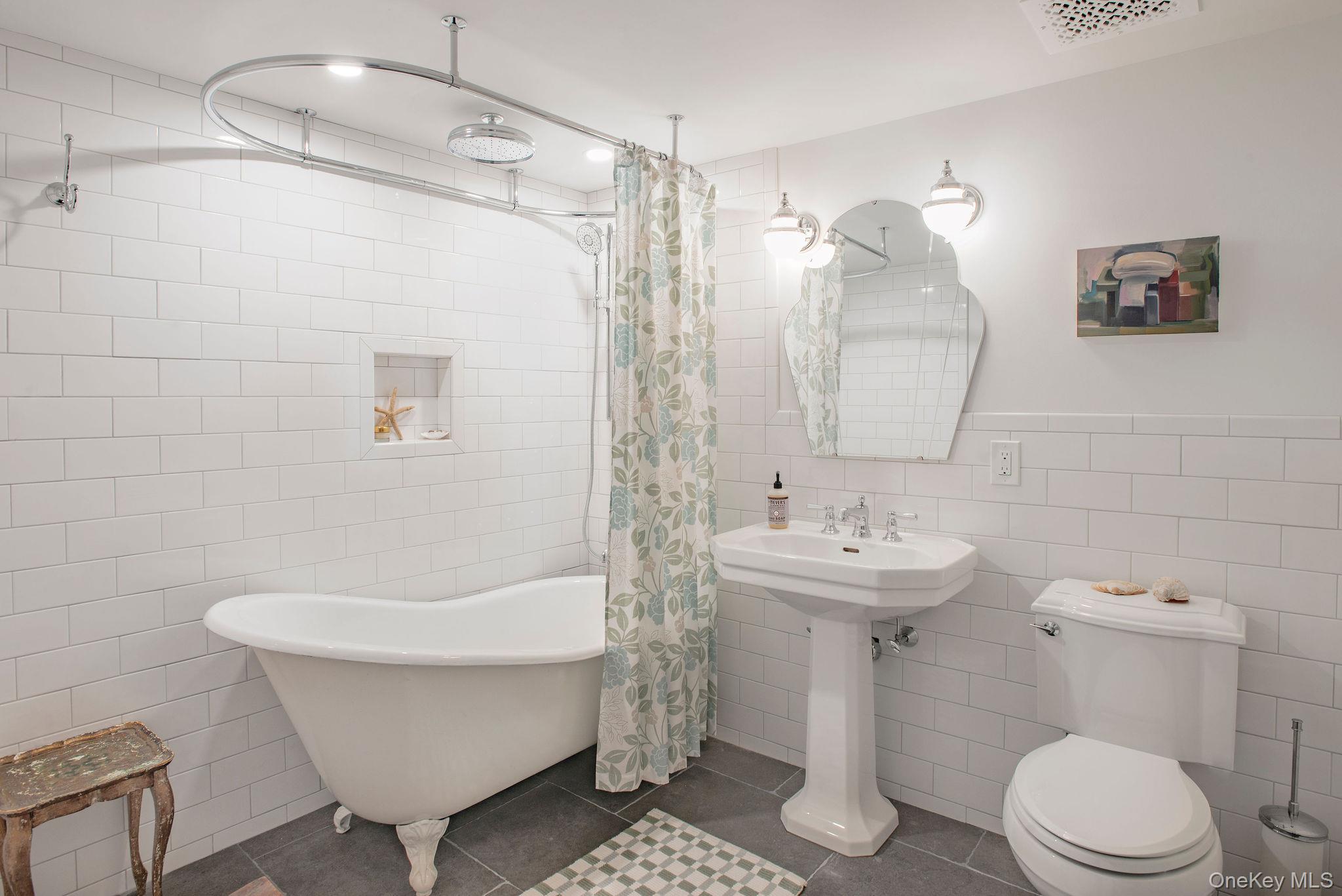 521 Barrett Hill Road, Mahopac, NY 10541