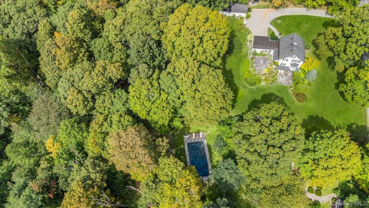 521 Barrett Hill Road, Mahopac, NY 10541