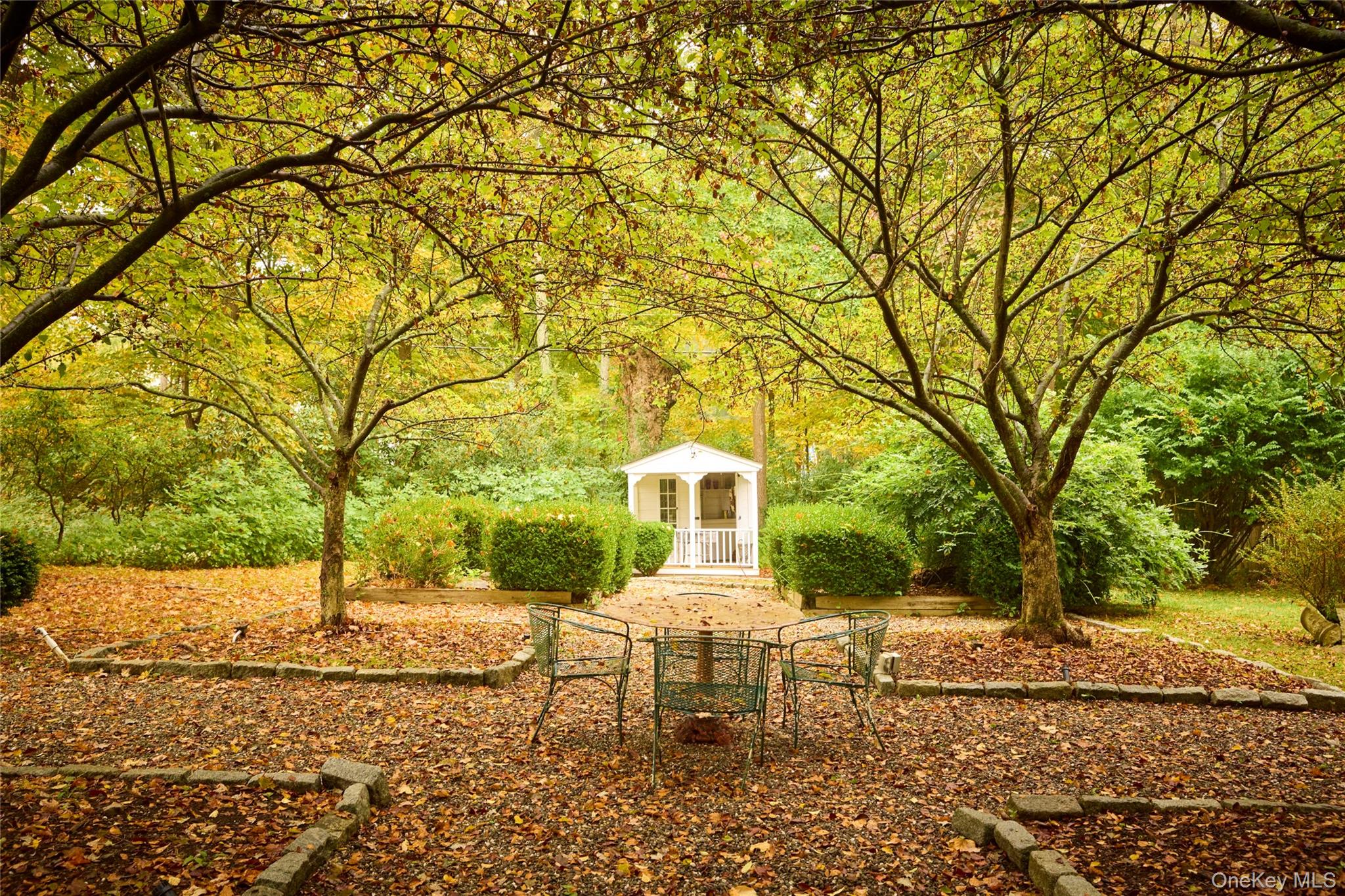 521 Barrett Hill Road, Mahopac, NY 10541