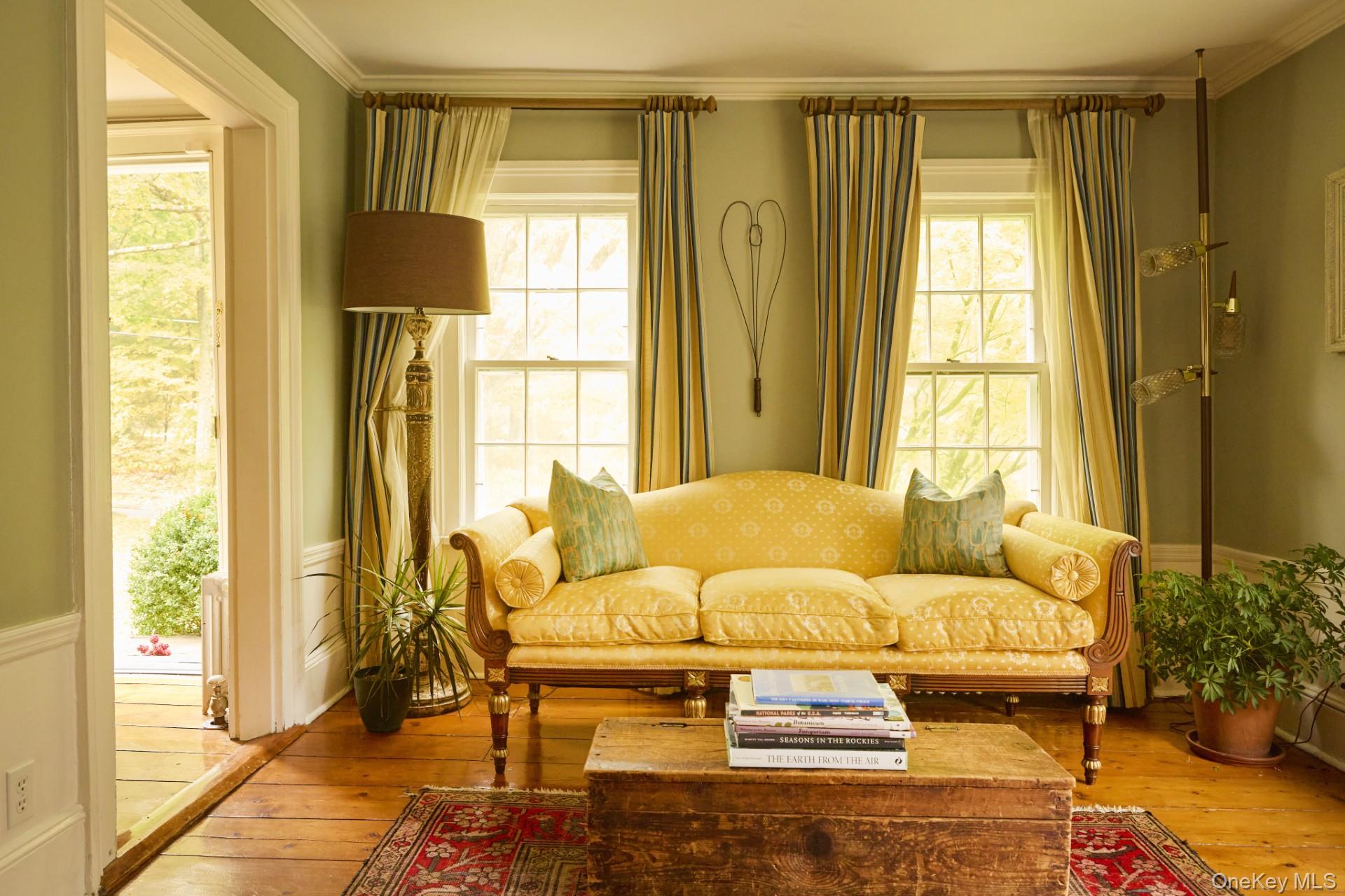 521 Barrett Hill Road, Mahopac, NY 10541