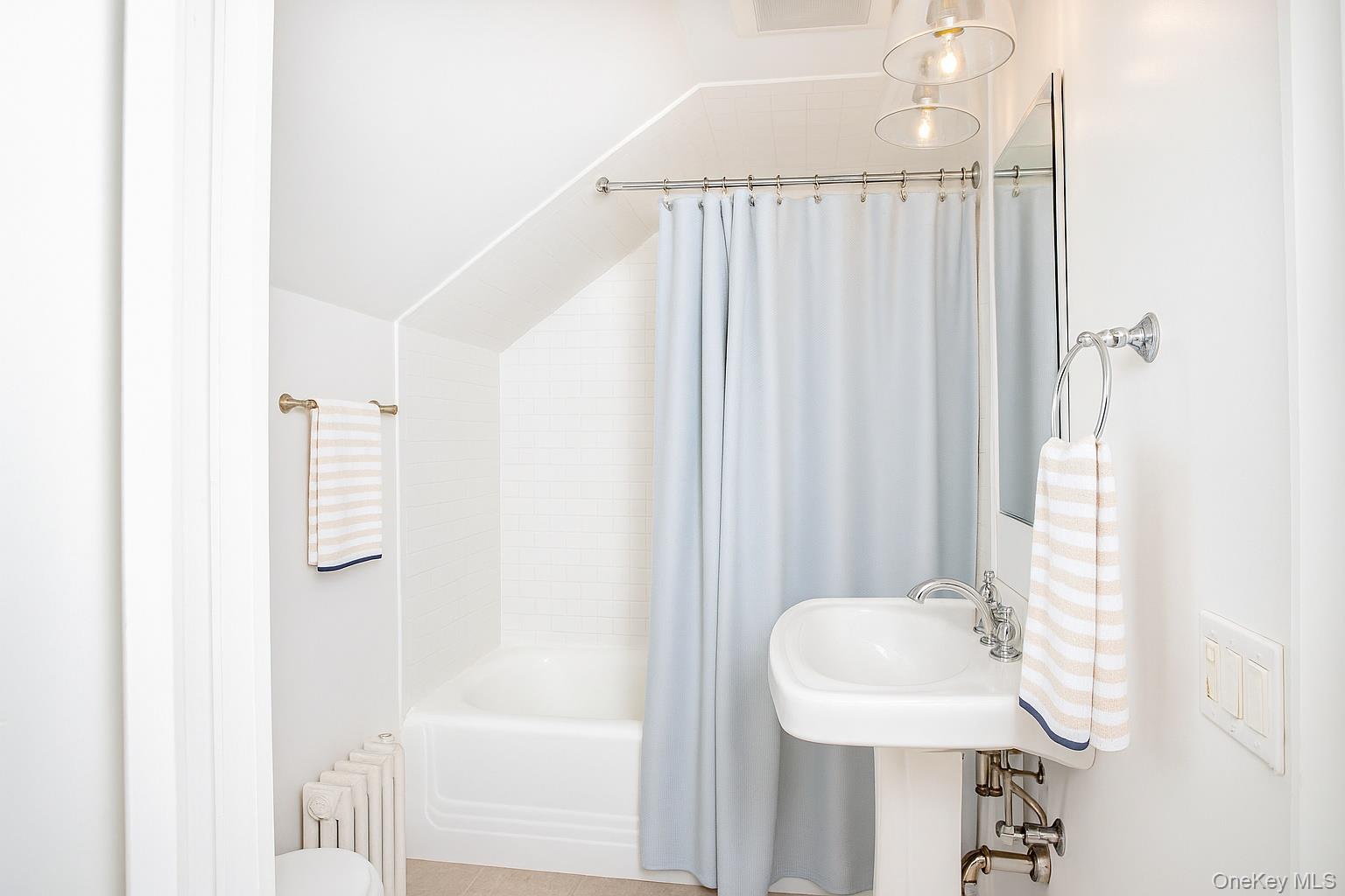 521 Barrett Hill Road, Mahopac, NY 10541