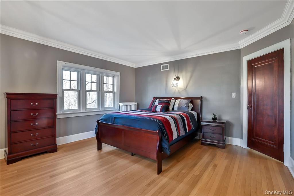 245 E Townline Road, West Nyack, NY 10994