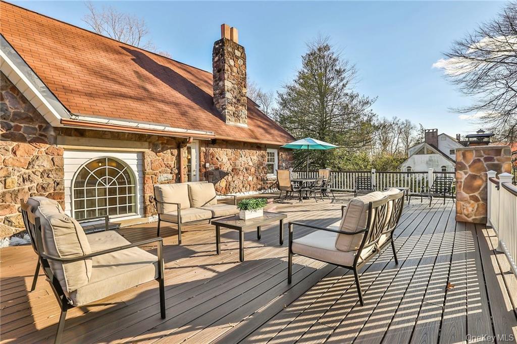 245 E Townline Road, West Nyack, NY 10994