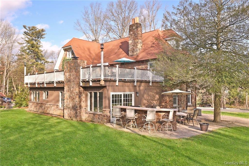 245 E Townline Road, West Nyack, NY 10994